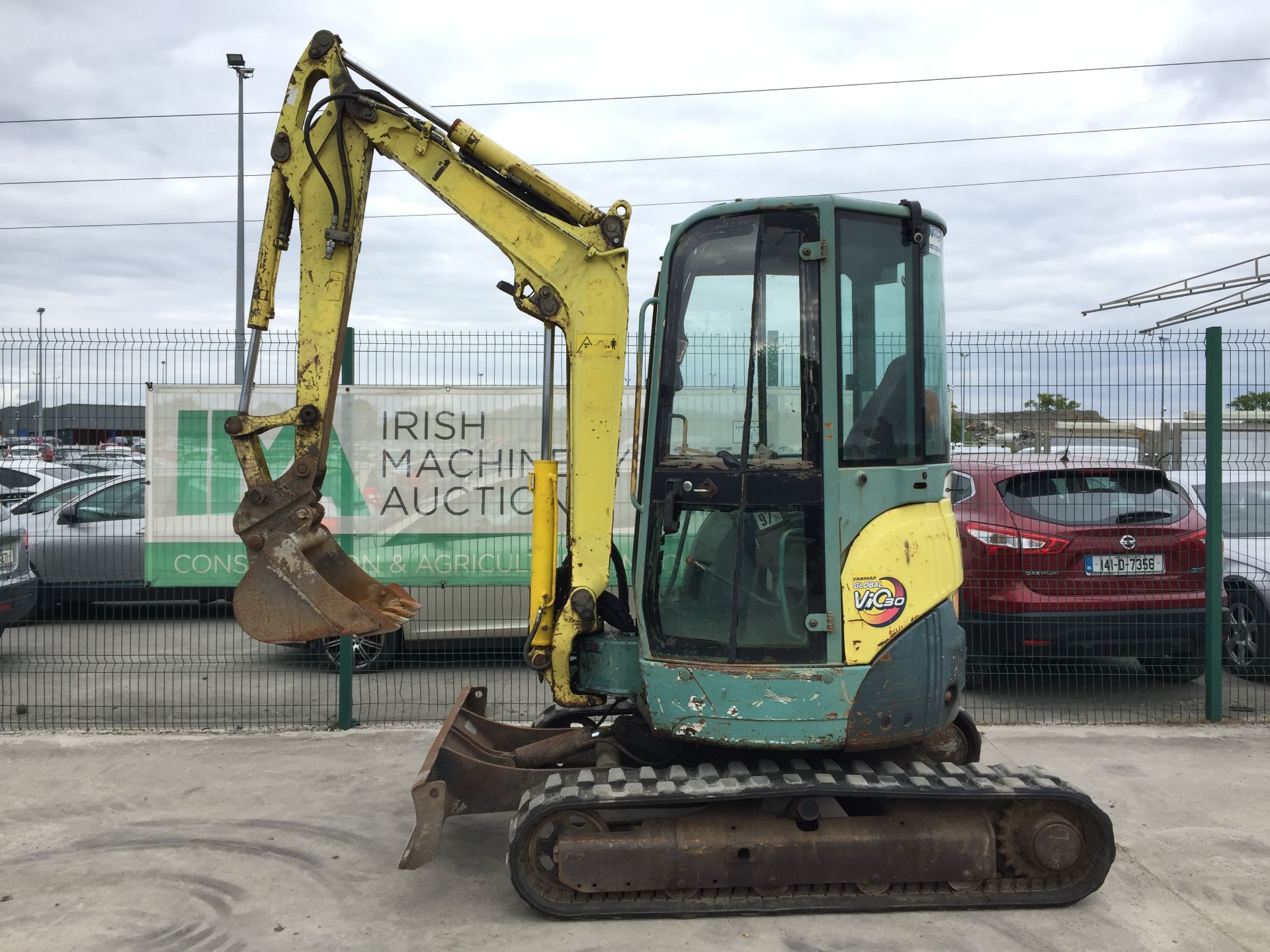 PL-14635 UNRESERVED 2006 Yanmar VIO30 Zero Tail Excavator - Image 4 of 22