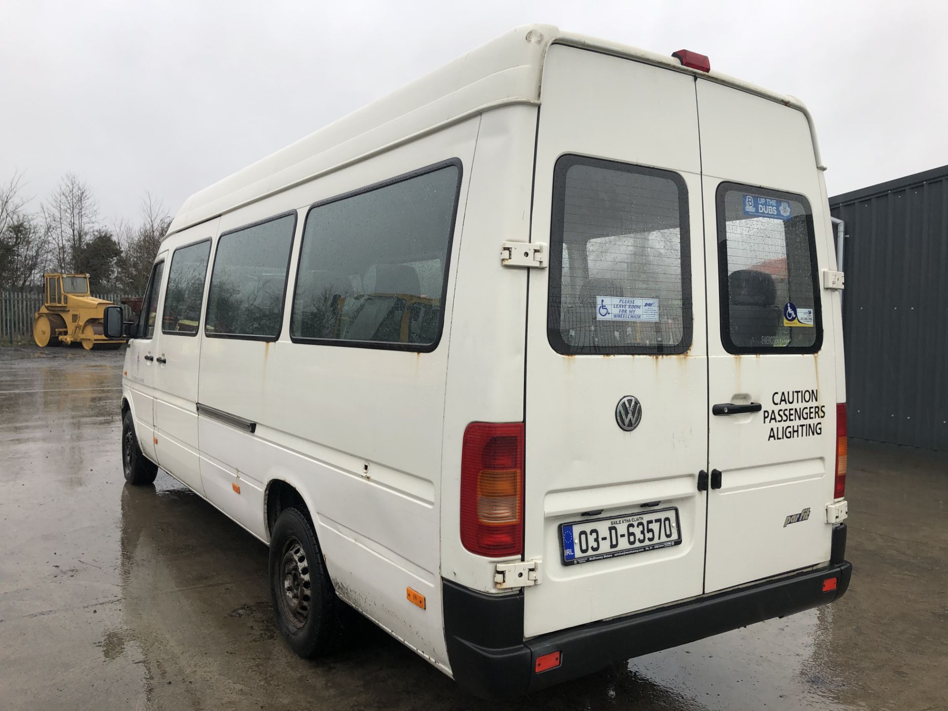 03D63570 2003 Volkswagen LT35 2461 15 Seat Minibus - Image 3 of 15