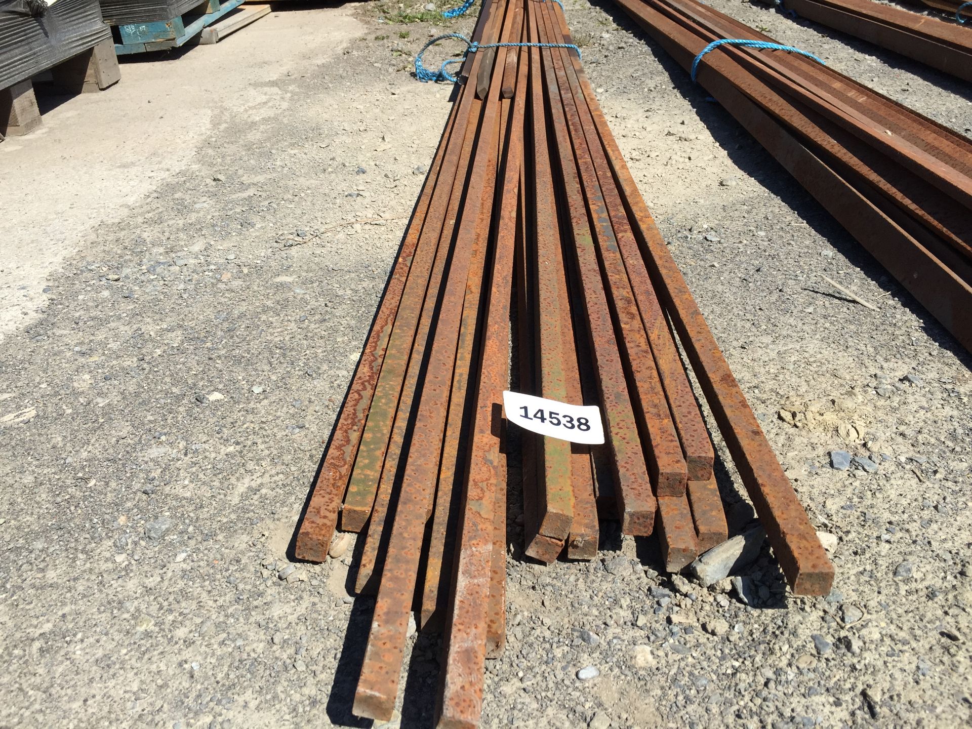 PL-14538 Quantity of Approx 20ft Lenghts of Metal Cube Rods