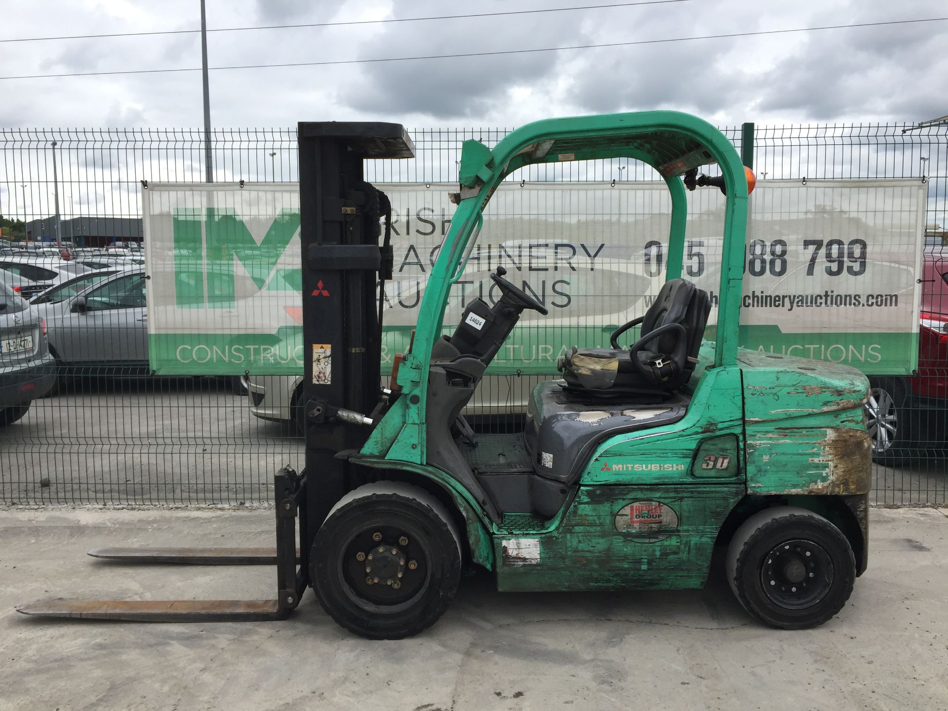 PL-14624 2005 Mitsubishi FD30N 3T 3 Stage Diesel Forklift - Image 4 of 14