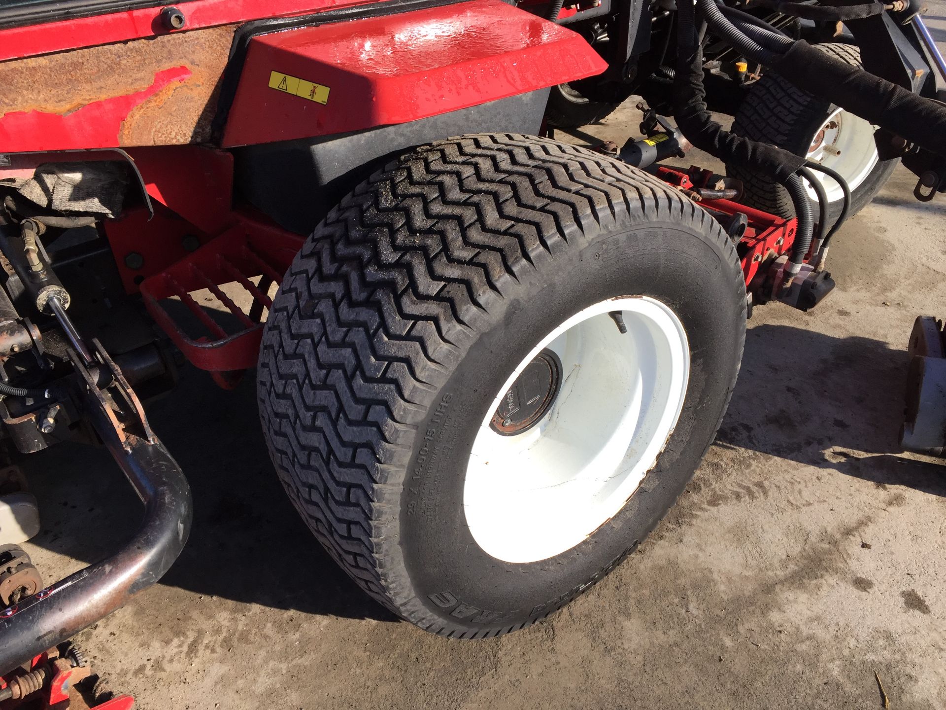 PL-14043 2006 Toro Reelmaster 6700-D 7 Gang Diesel Wide Area Fairway Mower - Image 14 of 22