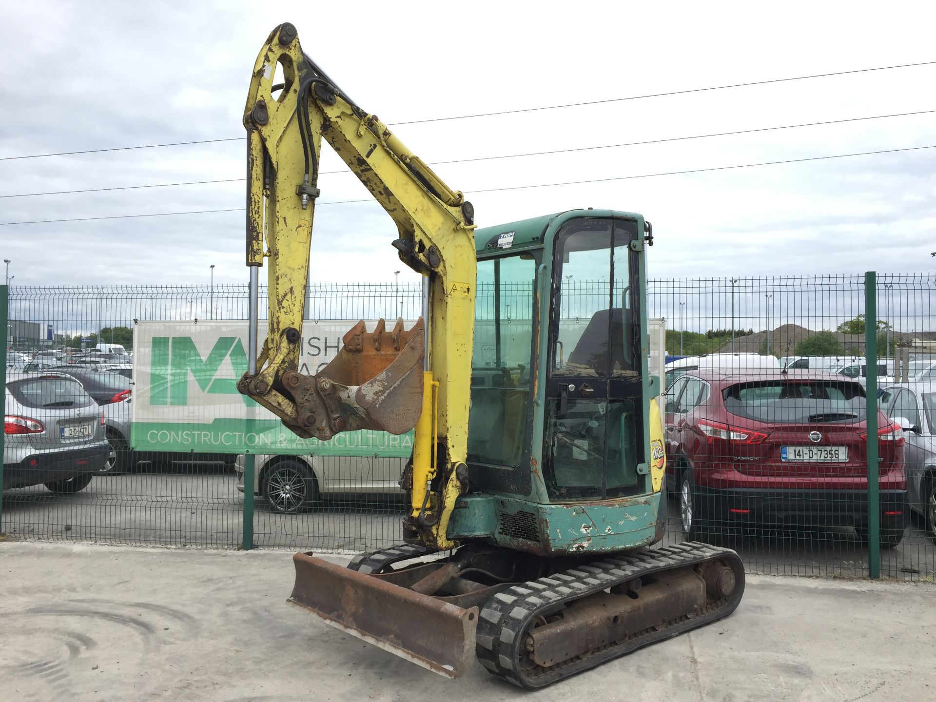 PL-14635 UNRESERVED 2006 Yanmar VIO30 Zero Tail Excavator - Image 3 of 22