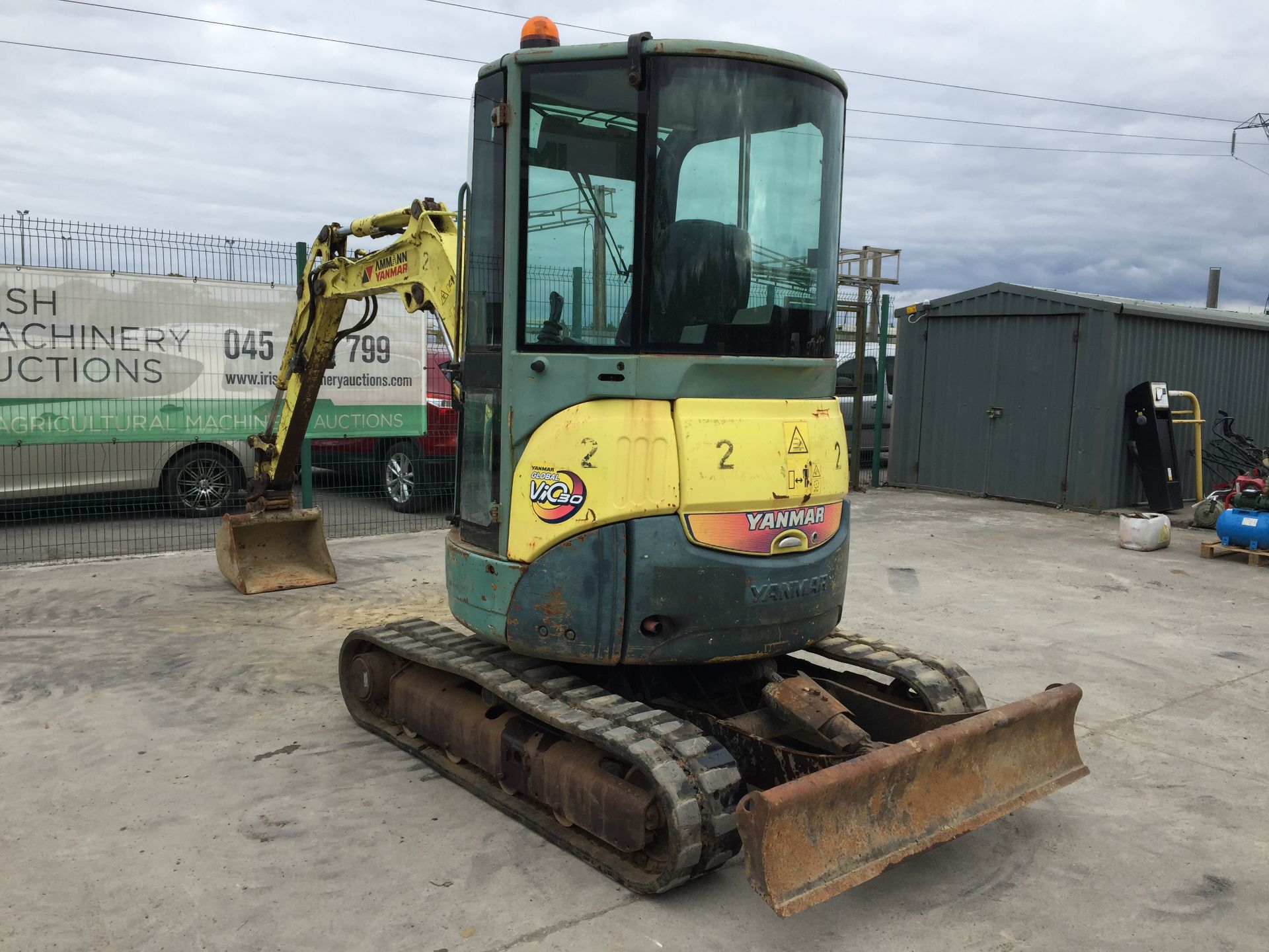 PL-14636 UNRESERVED 2005 Yanmar VIO30 Zero Tail Excavator - Image 7 of 19