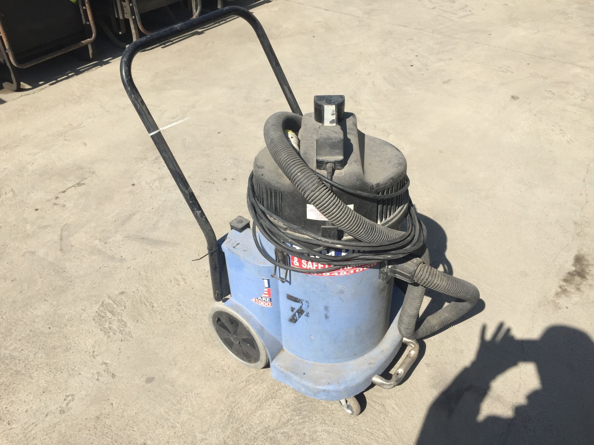 PL-14508 UNRESERVED Industrial Vacuum