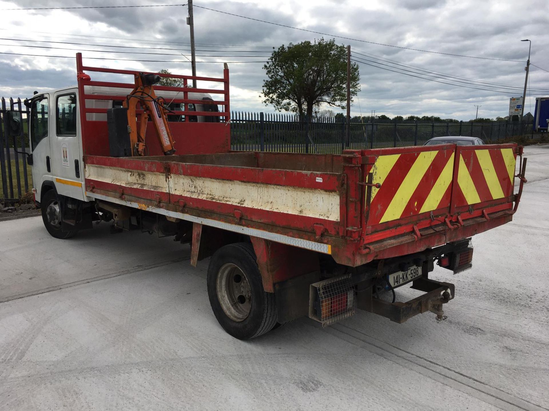 141KK598 UNRESERVED 2014 Isuzu NPR 85 7.5T Tipper - Image 4 of 5