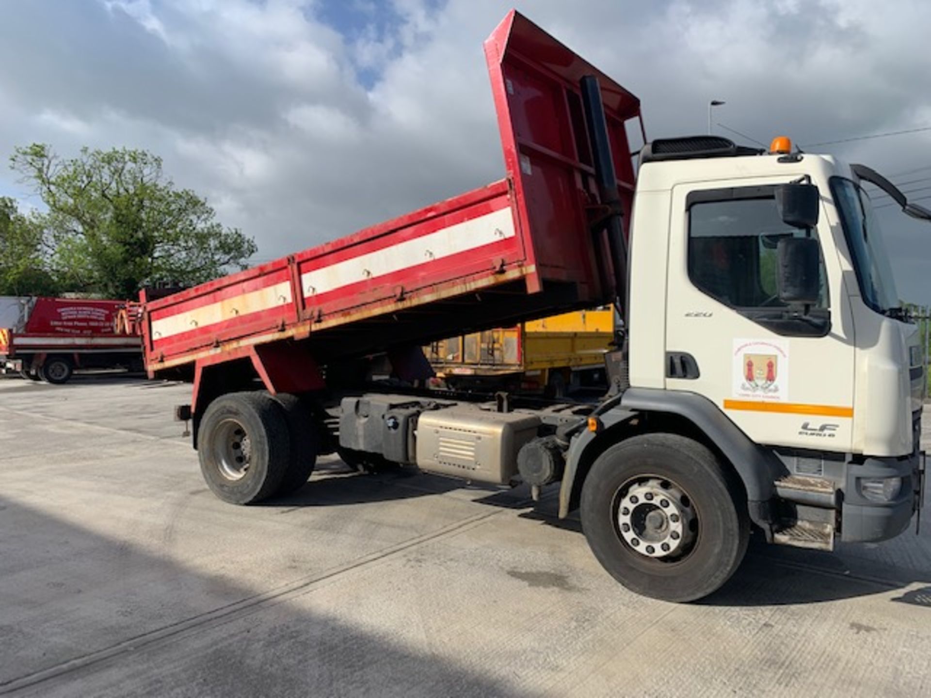 142KK681 UNRESERVED 2014 Daf LF220 FA 19T Tipper - Image 7 of 16