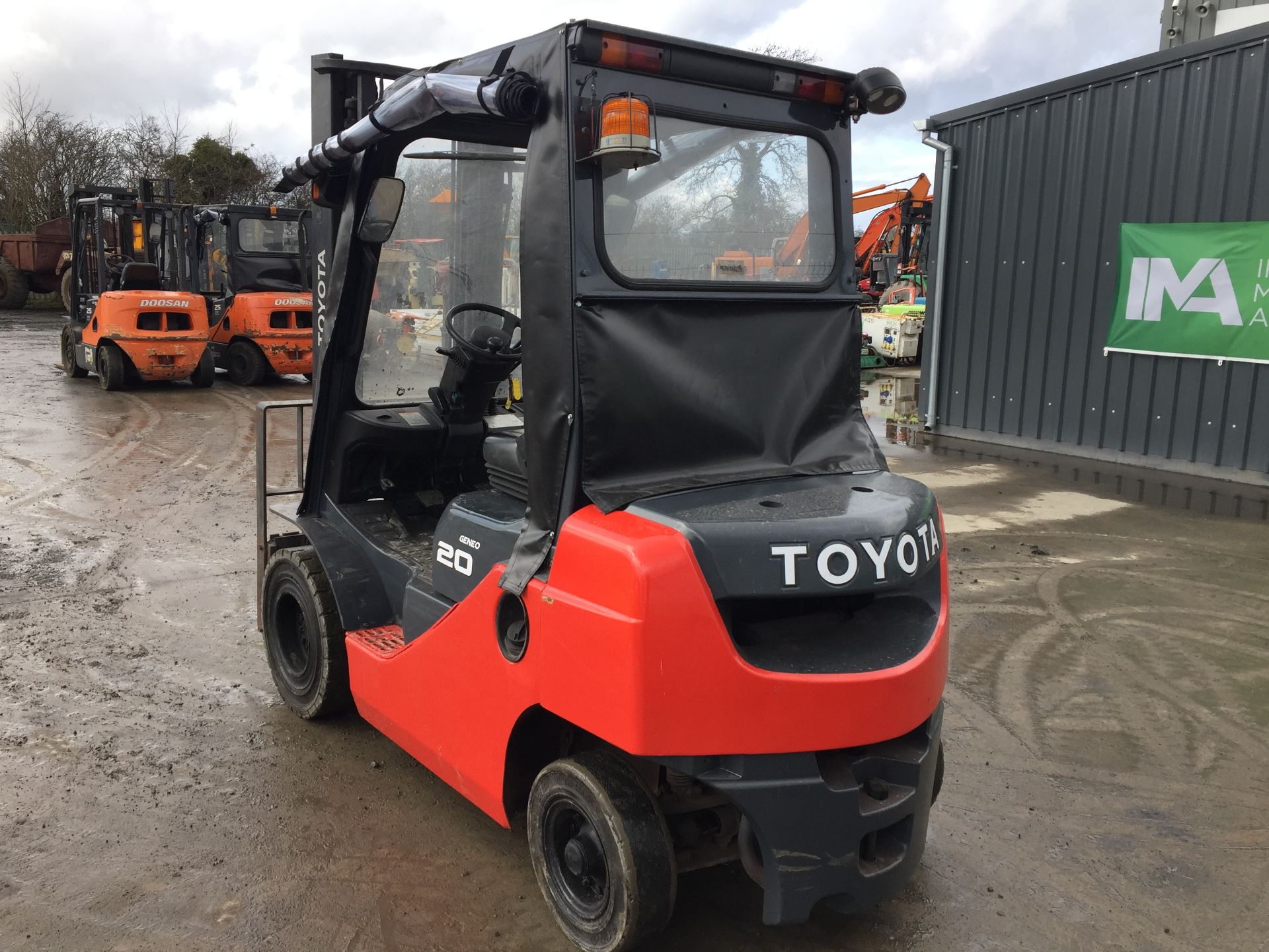 PL-14247 2014 Toyota Geneo 52-8FD20 2 Stage 2T Diesel Forklift - Image 9 of 15