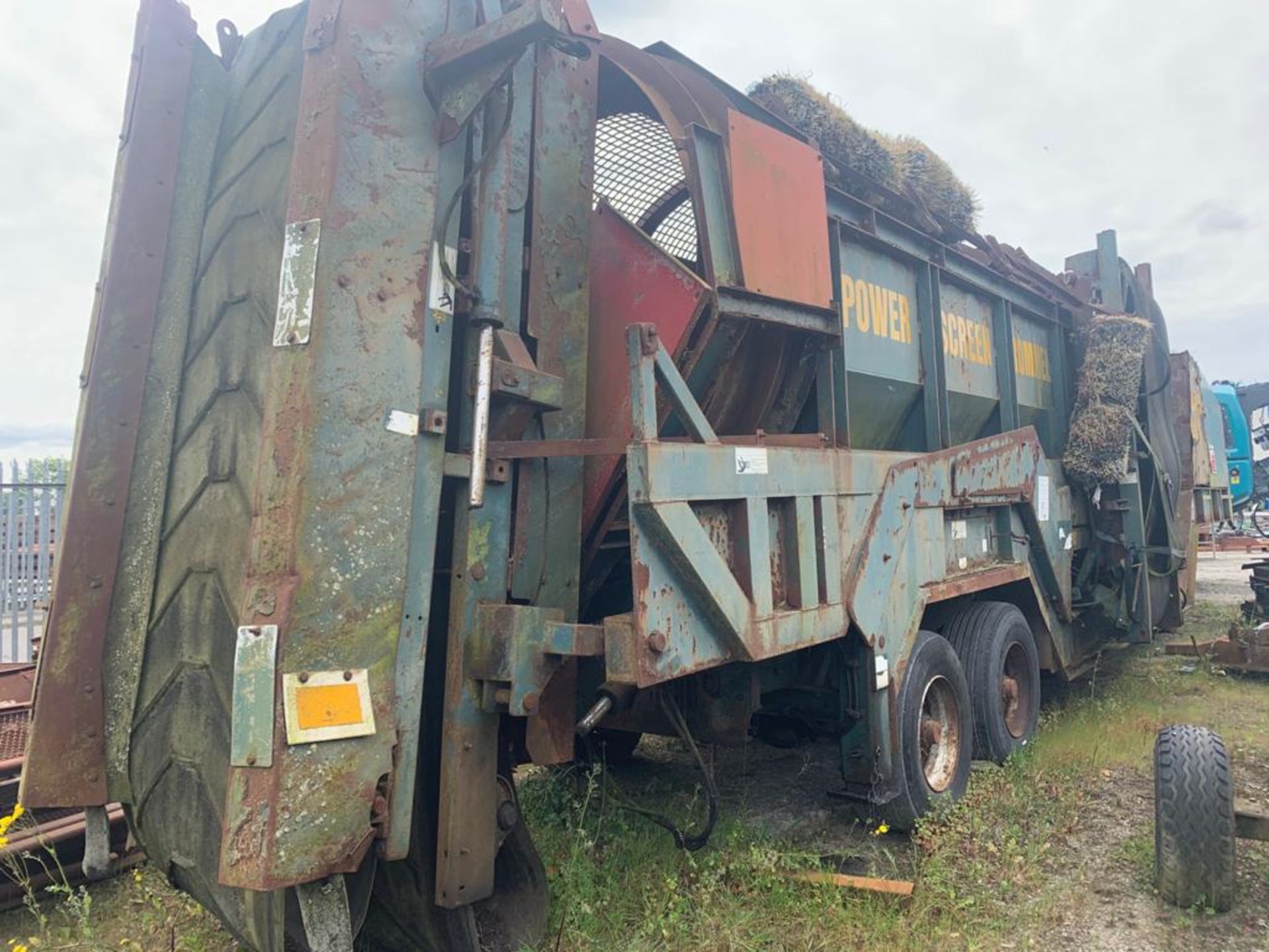 PL-14750 1996 Trommall Powerscreen 820 Towable Screener - Image 2 of 28