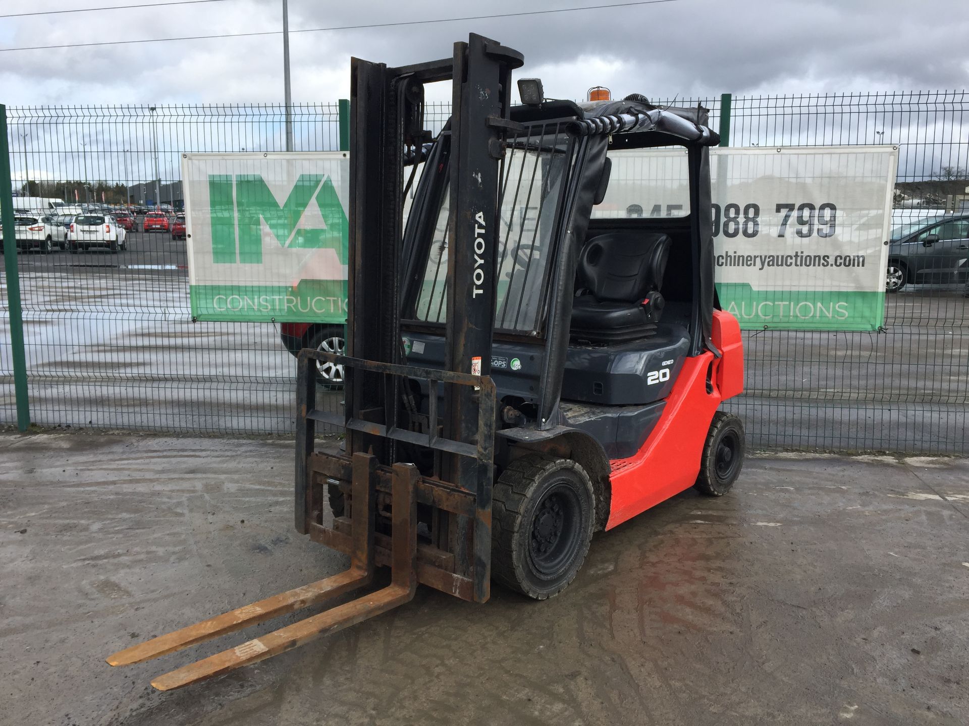 PL-14248 2014 Toyota Geneo 52-8FD20 2 Stage 2T Diesel Forklift - Image 2 of 15