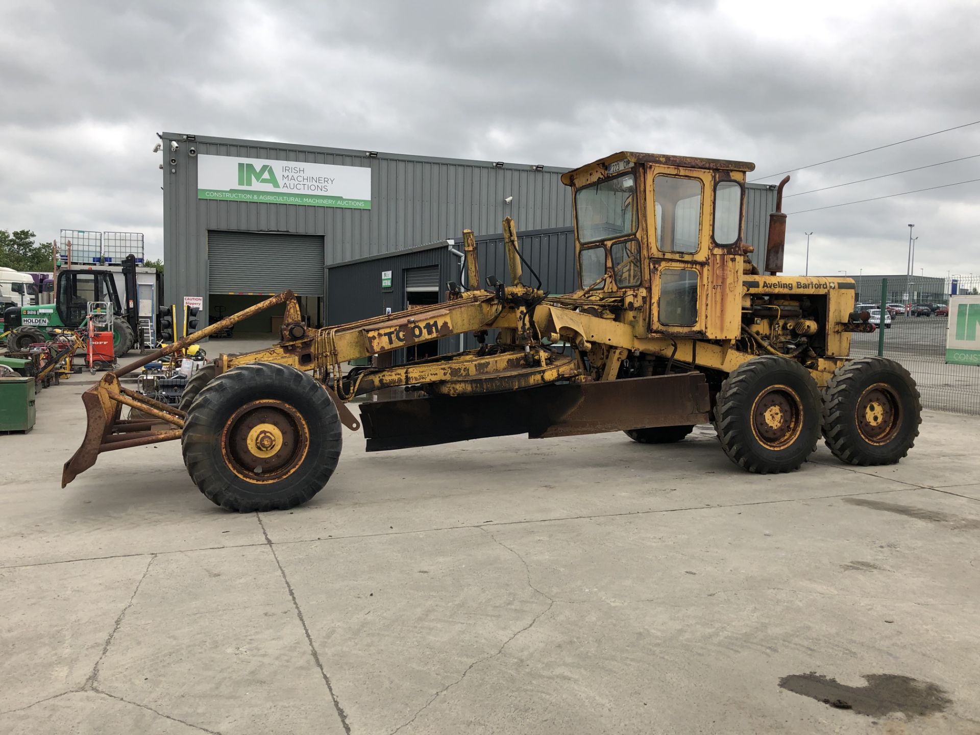 223CIP Aveling-Barford TG011 6x4 Motor Grader - Image 2 of 33