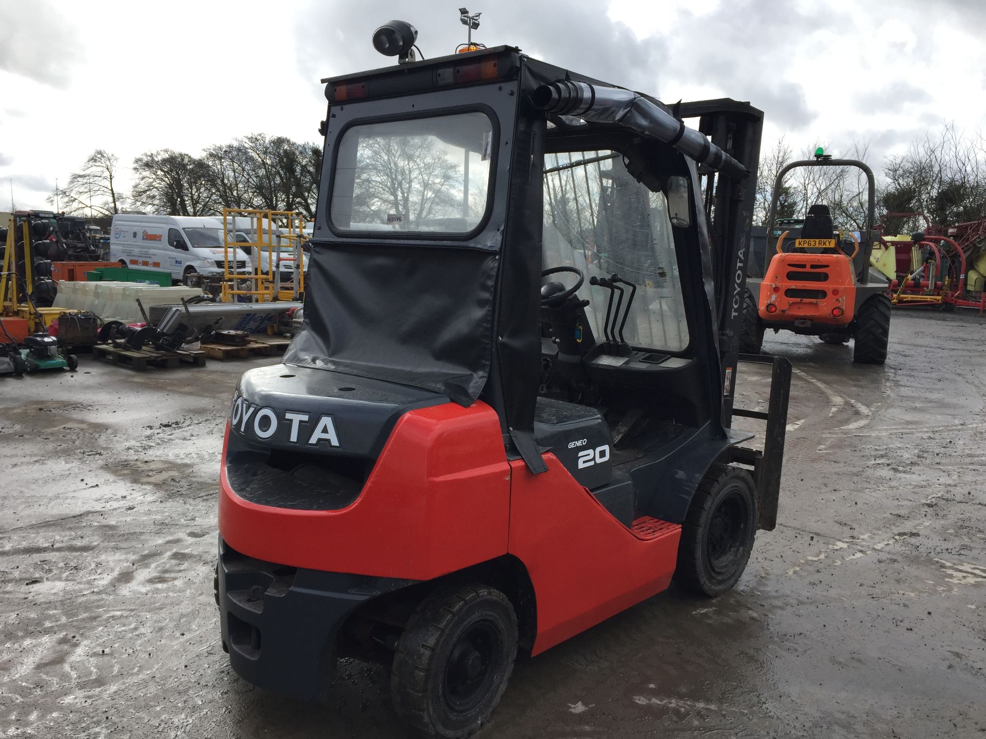 PL-14248 2014 Toyota Geneo 52-8FD20 2 Stage 2T Diesel Forklift - Image 7 of 15