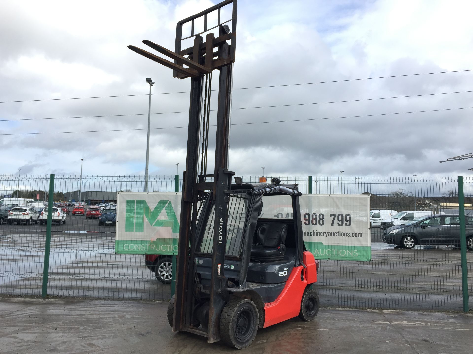 PL-14248 2014 Toyota Geneo 52-8FD20 2 Stage 2T Diesel Forklift - Image 3 of 15