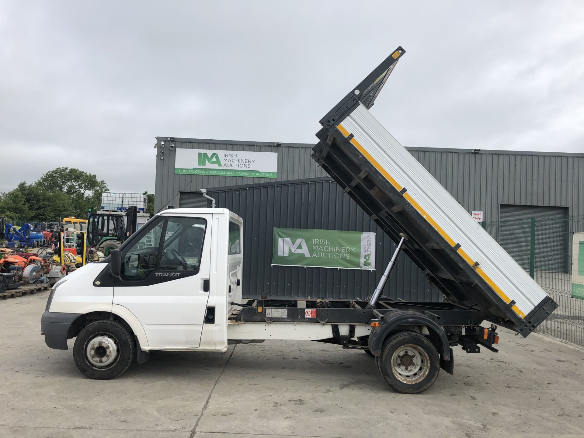 10D131330 2010 Ford Transit 100 T350 Tipper - Image 12 of 25