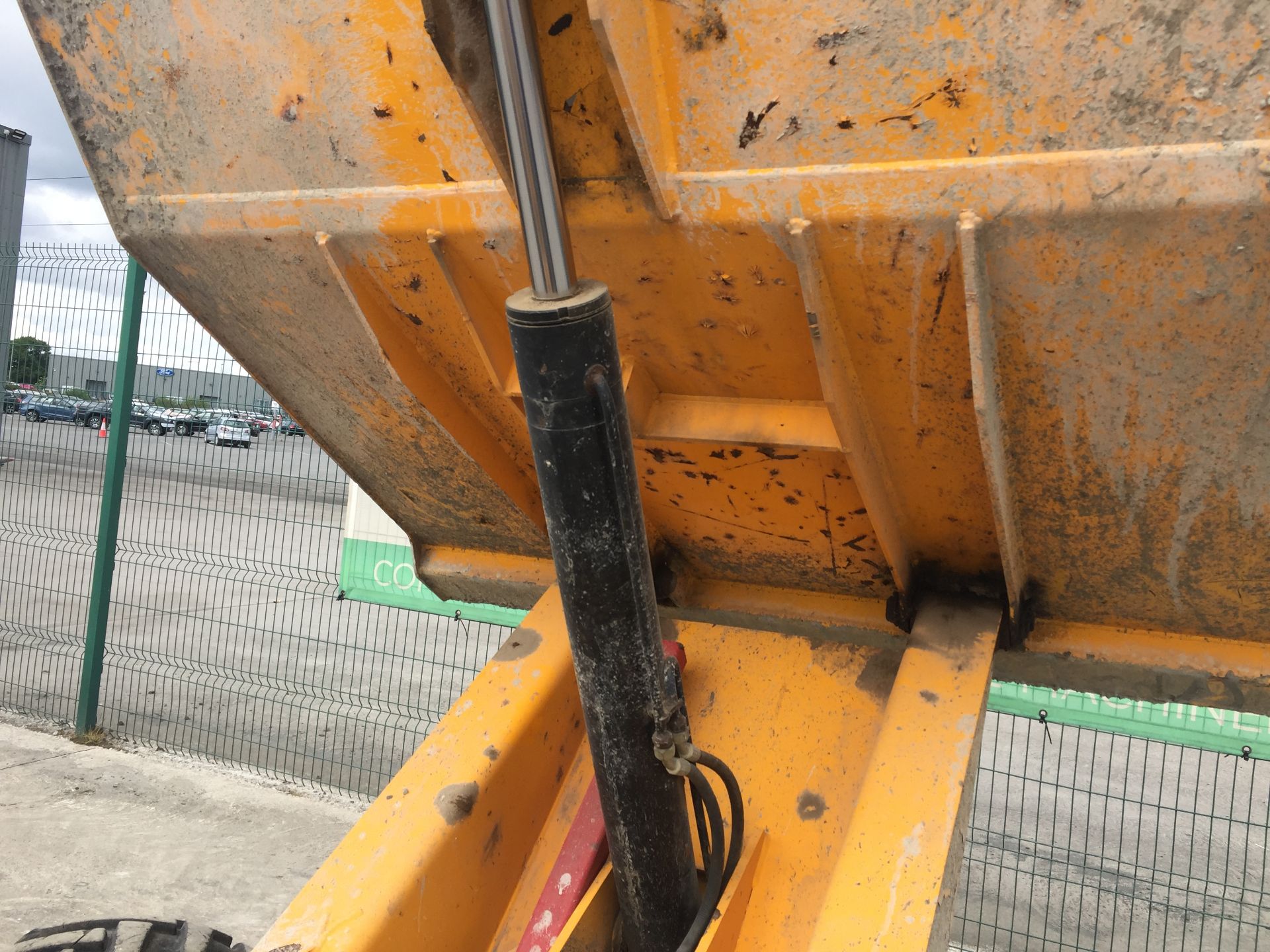 PL-14876 2006 Thwaites 3T Swivel Dumper c/w Roll Bar & Beacon - Image 18 of 22