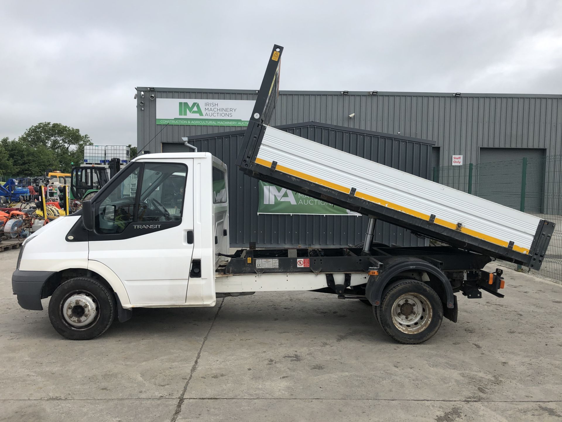 10D131330 2010 Ford Transit 100 T350 Tipper - Image 11 of 25