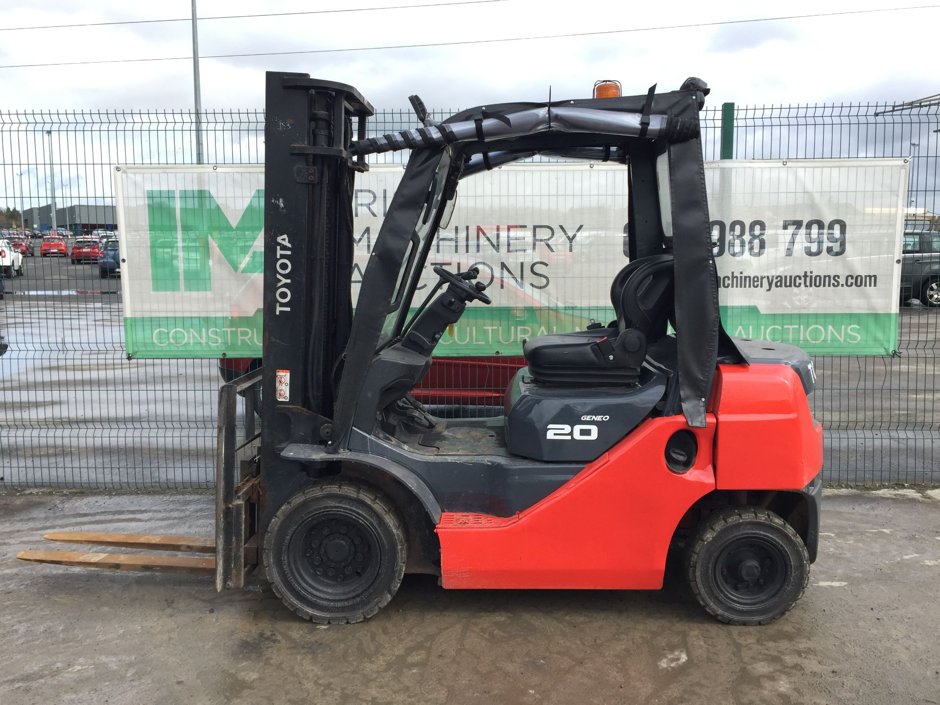 PL-14248 2014 Toyota Geneo 52-8FD20 2 Stage 2T Diesel Forklift - Image 4 of 15