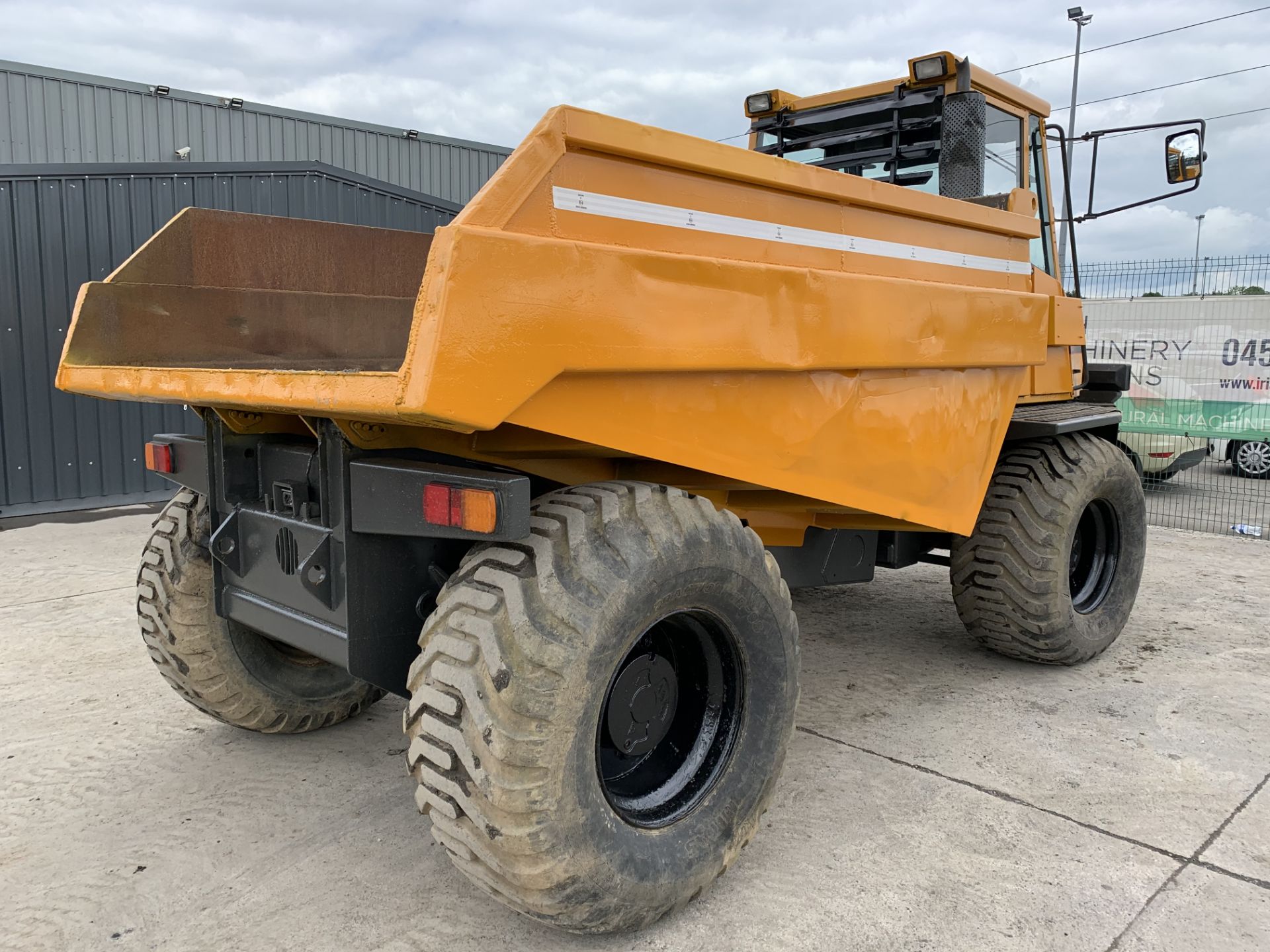 PL-15271 Thwaites TD12 Dump Truck - Image 9 of 33