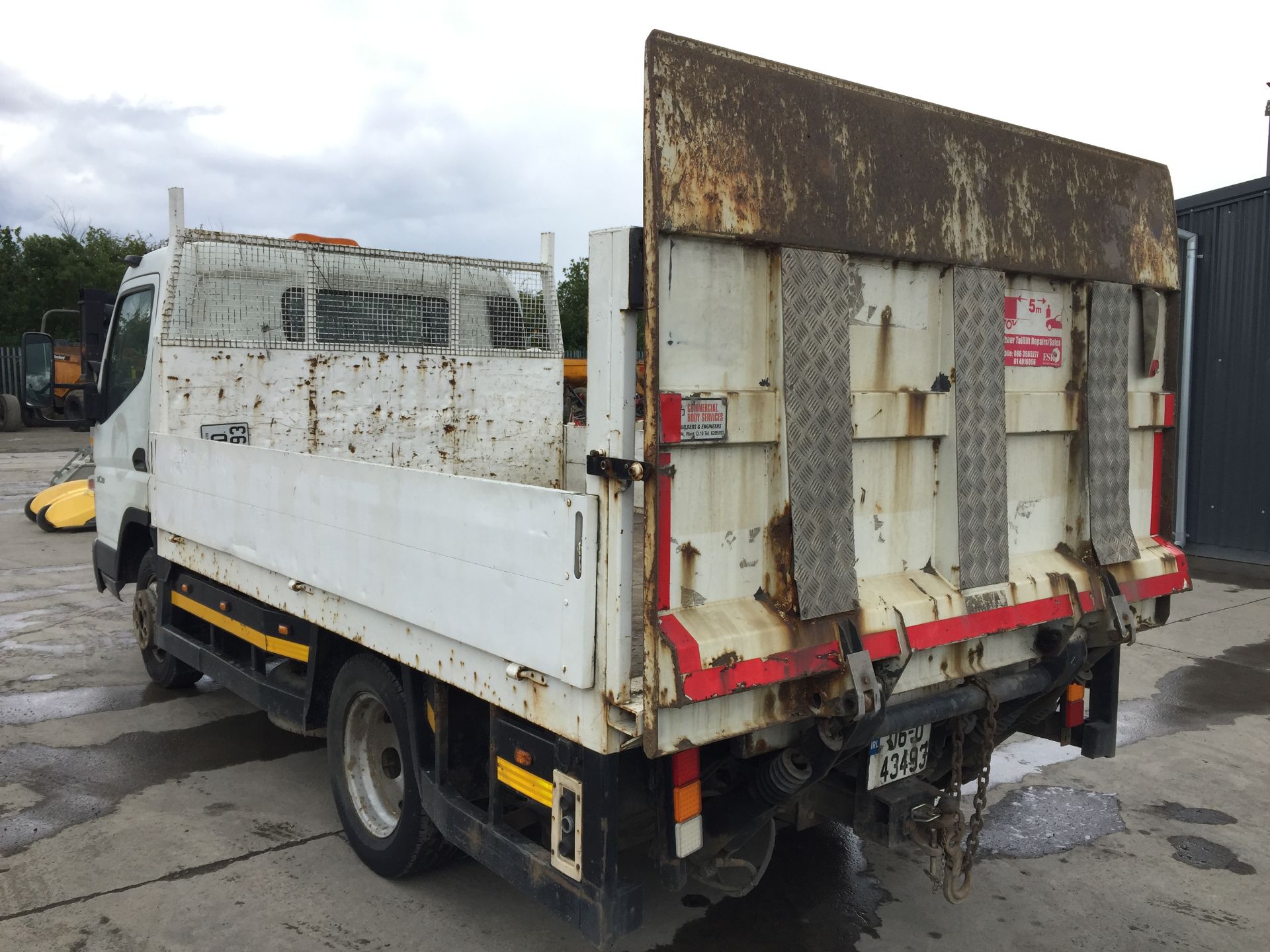 06D43493 Mitsubishi Canter 3C13 Dropside - Image 3 of 17