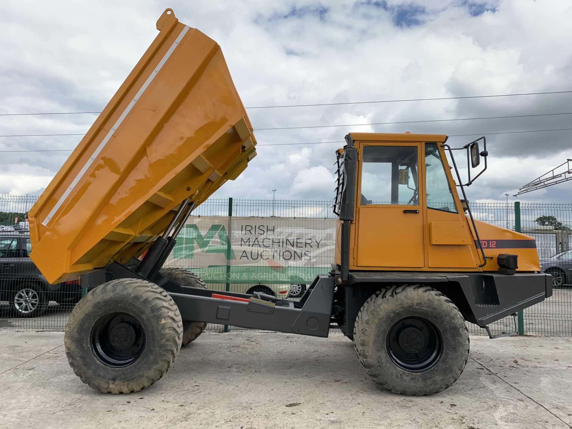 PL-15271 Thwaites TD12 Dump Truck - Image 6 of 33