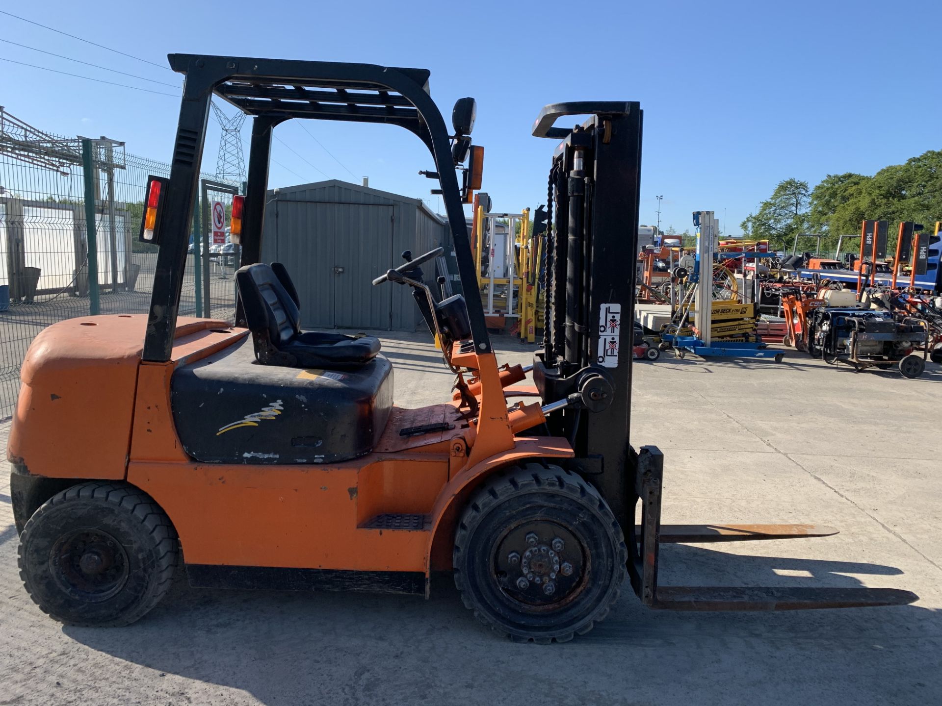 PL-15396 2006 Dalian CFCD30 3T Diesel Forklift - Image 7 of 18