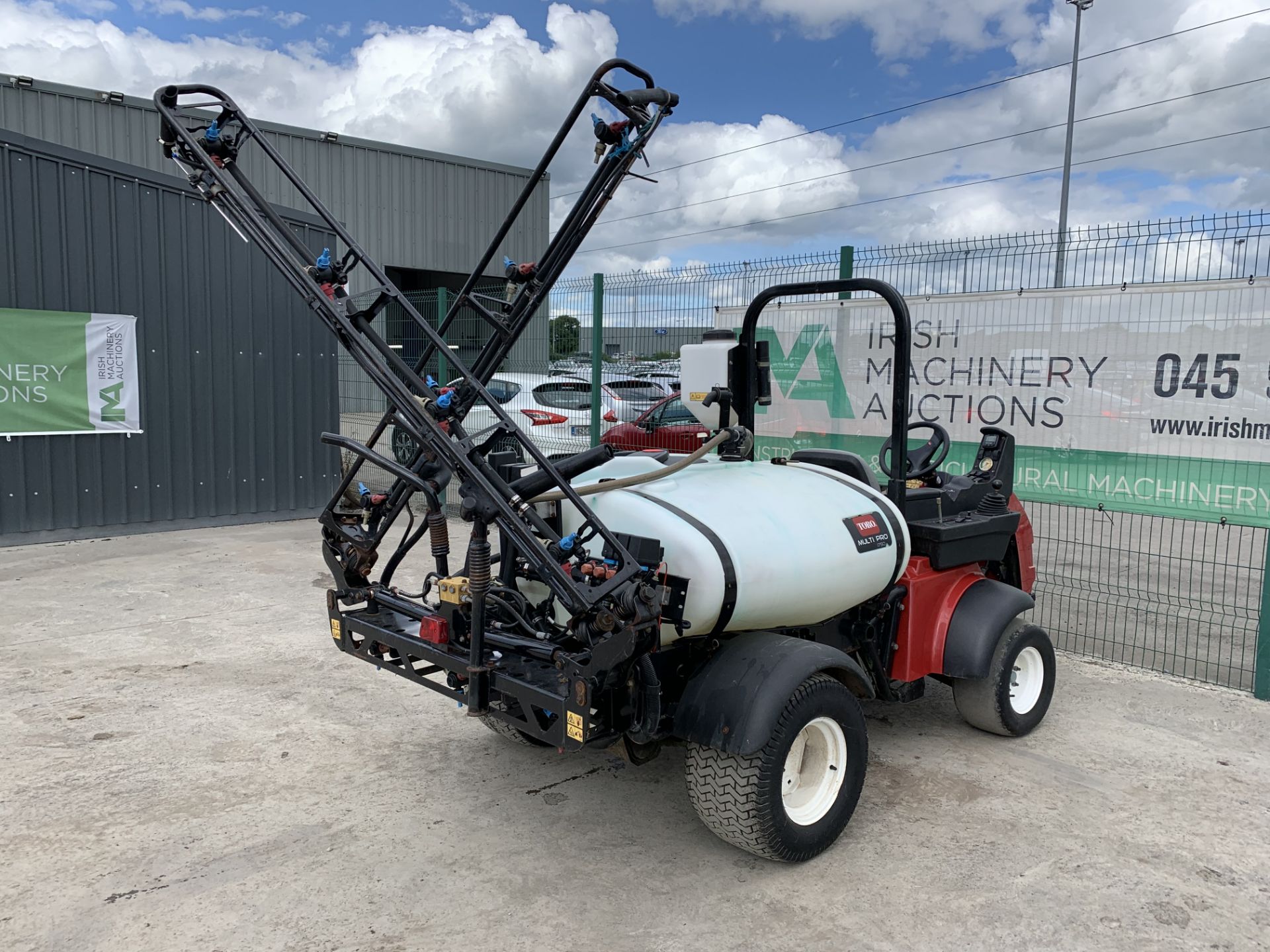 PL-15425 2014 Toro Multipro 1750 Sprayer - Image 5 of 31