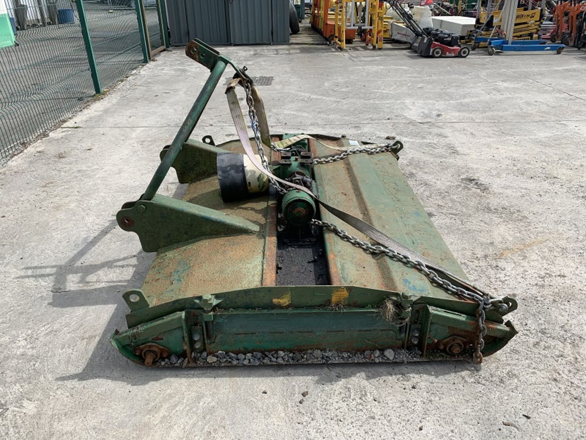 PL-15340 UNRESERVED 2003 Major 6000 GM Roller Mower - Image 6 of 11