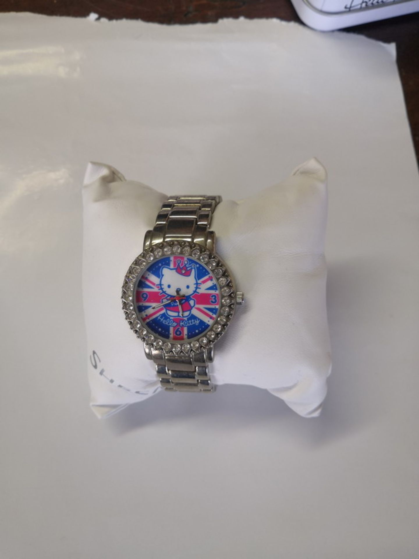 N. 33 (ES. N° 1316/19 IVG N° 5.703) OROLOGIO HELLO KITTY (BENI IN VIA GULINELLI 9 FERRARA)