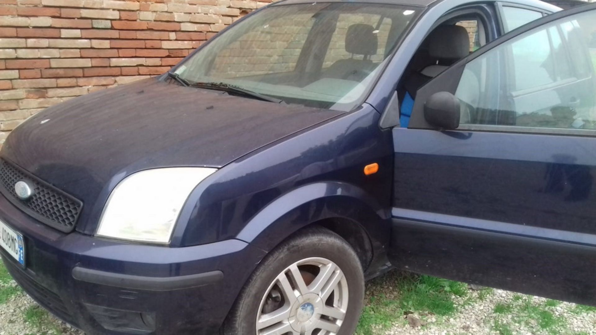 N. 1 (5717 IVG AMMINISTRAZIONE SOSTEGNO) AUTOVETTURA FORD WAG JU2 FXJAI 5 BEFLK FUSION TG. CC408MG