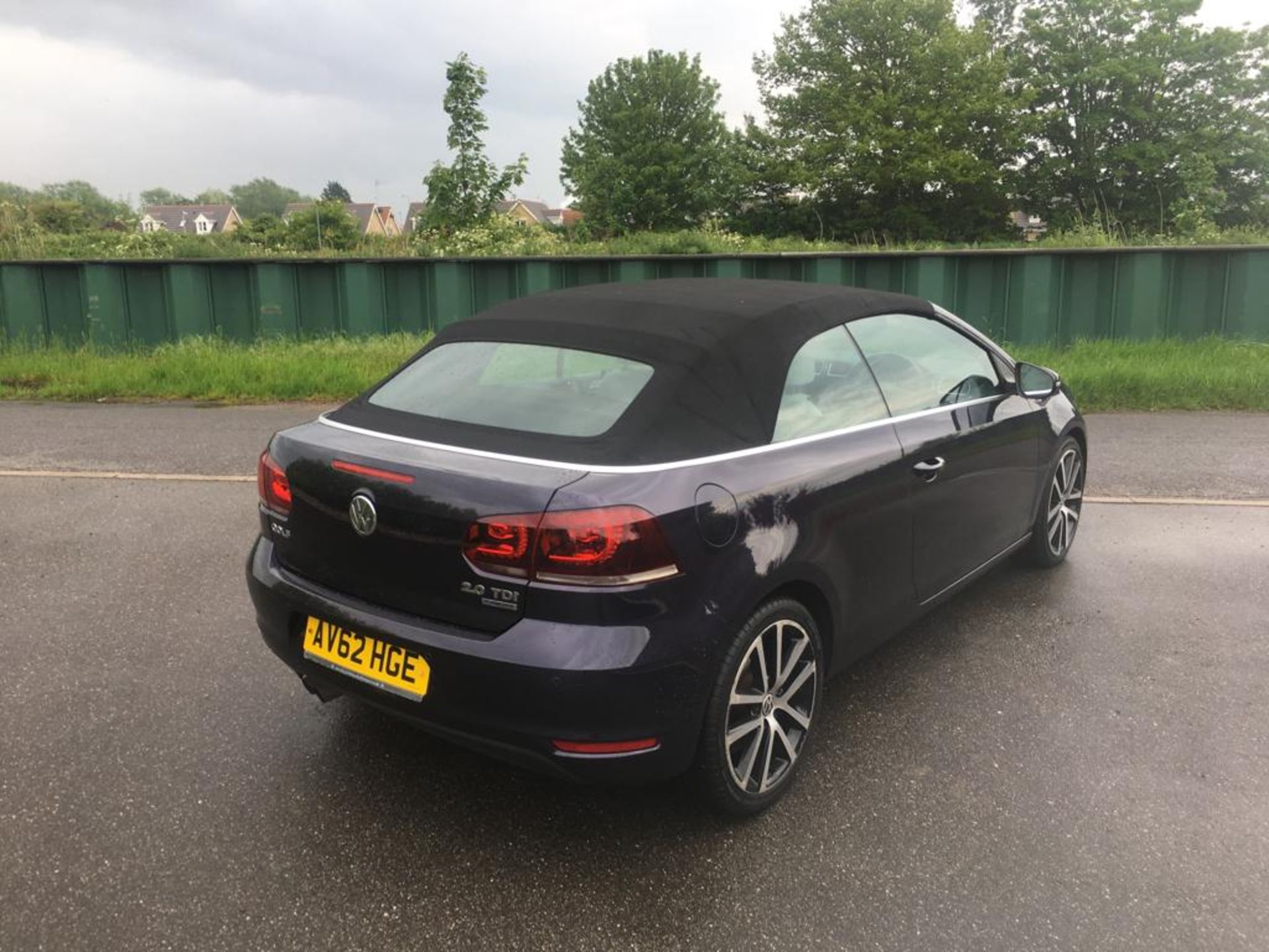 2012 VOLKSWAGEN GOLF GT BLUEMOTION TECH TDI CONVERTIBLE - Image 9 of 35