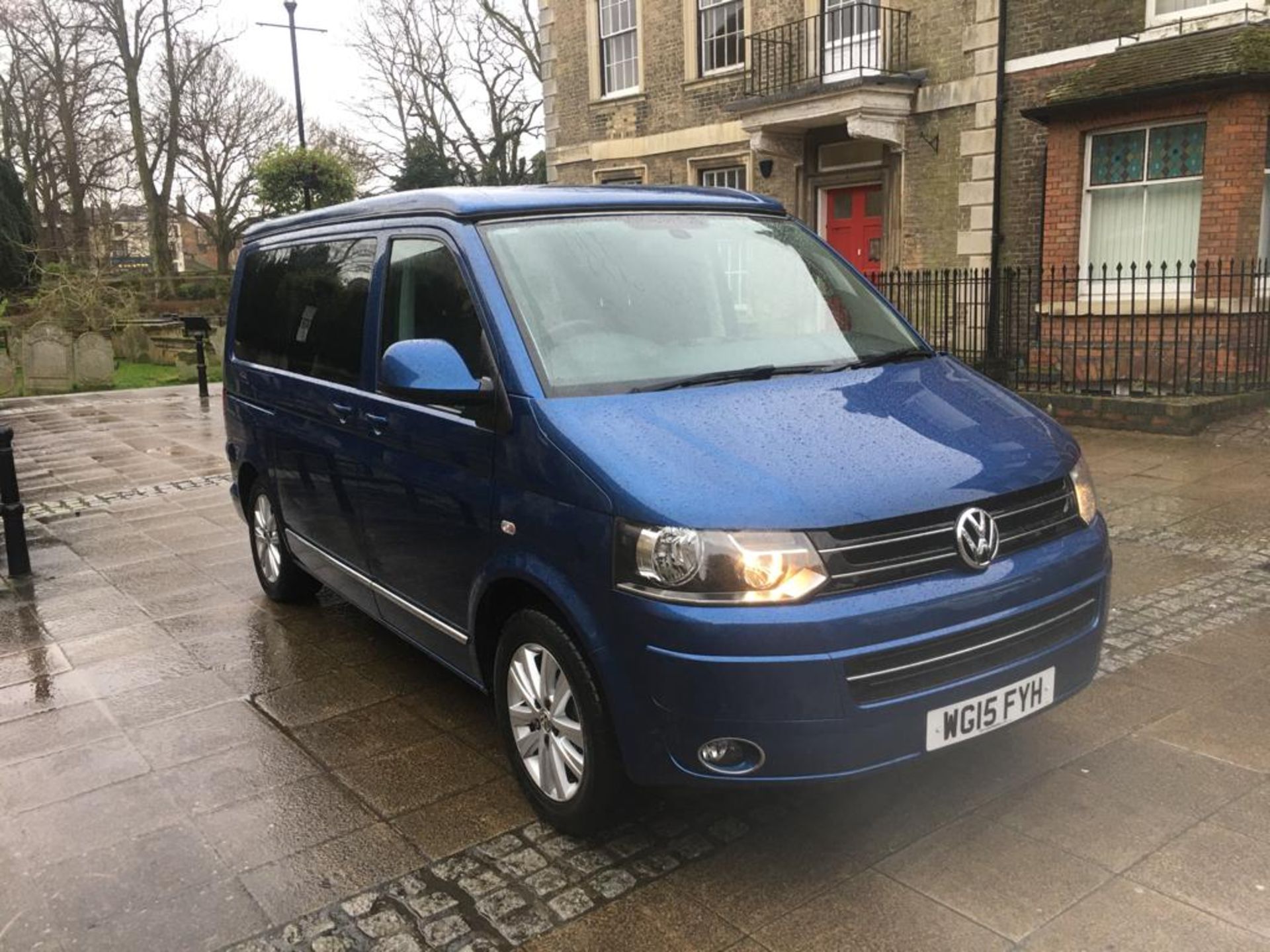 2015 VOLKSWAGEN CAMPERVAN DISABLED ACCESS (WAV) & PANORAMIC MODEL BY GM COACHES DEVON *POP TOP ROOF* - Image 10 of 54