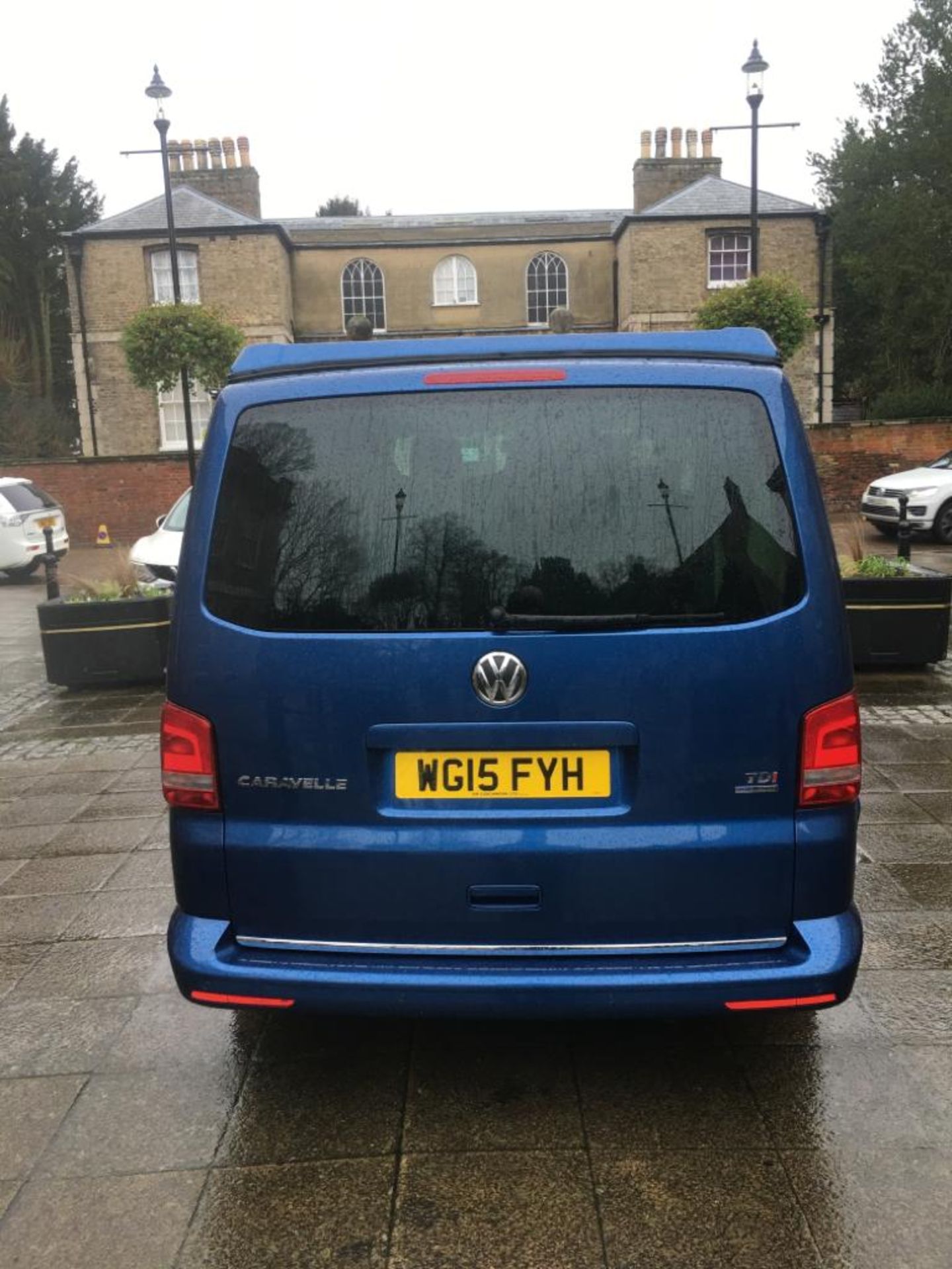 2015 VOLKSWAGEN CAMPERVAN DISABLED ACCESS (WAV) & PANORAMIC MODEL BY GM COACHES DEVON *POP TOP ROOF* - Image 15 of 54