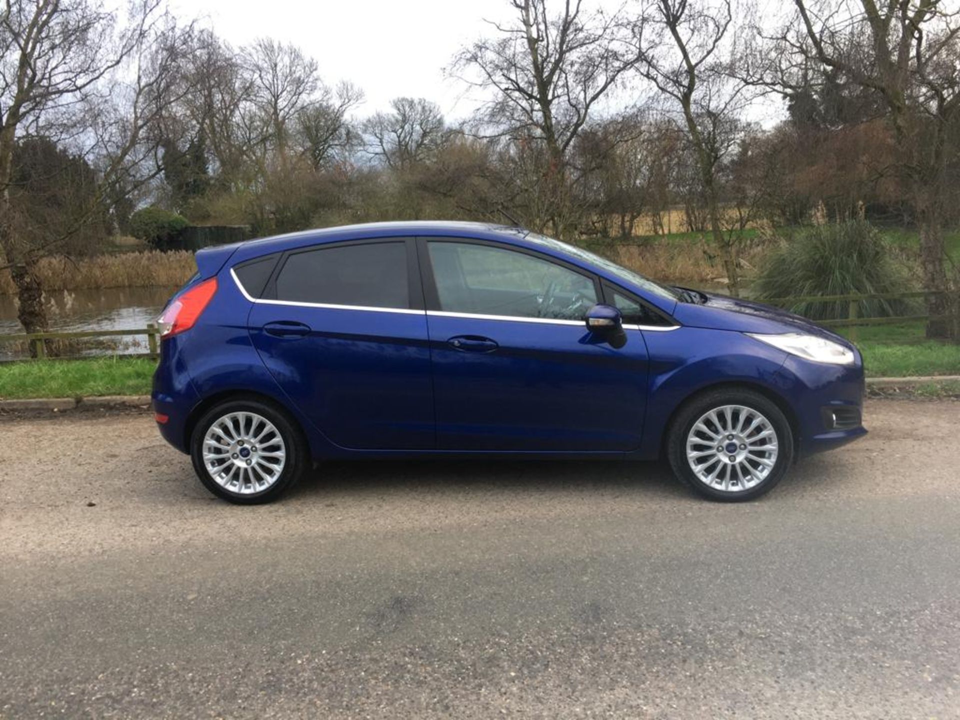 2014 FORD FIESTA TITANIUM TDCI 5 DOOR HATCHBACK - Image 7 of 19