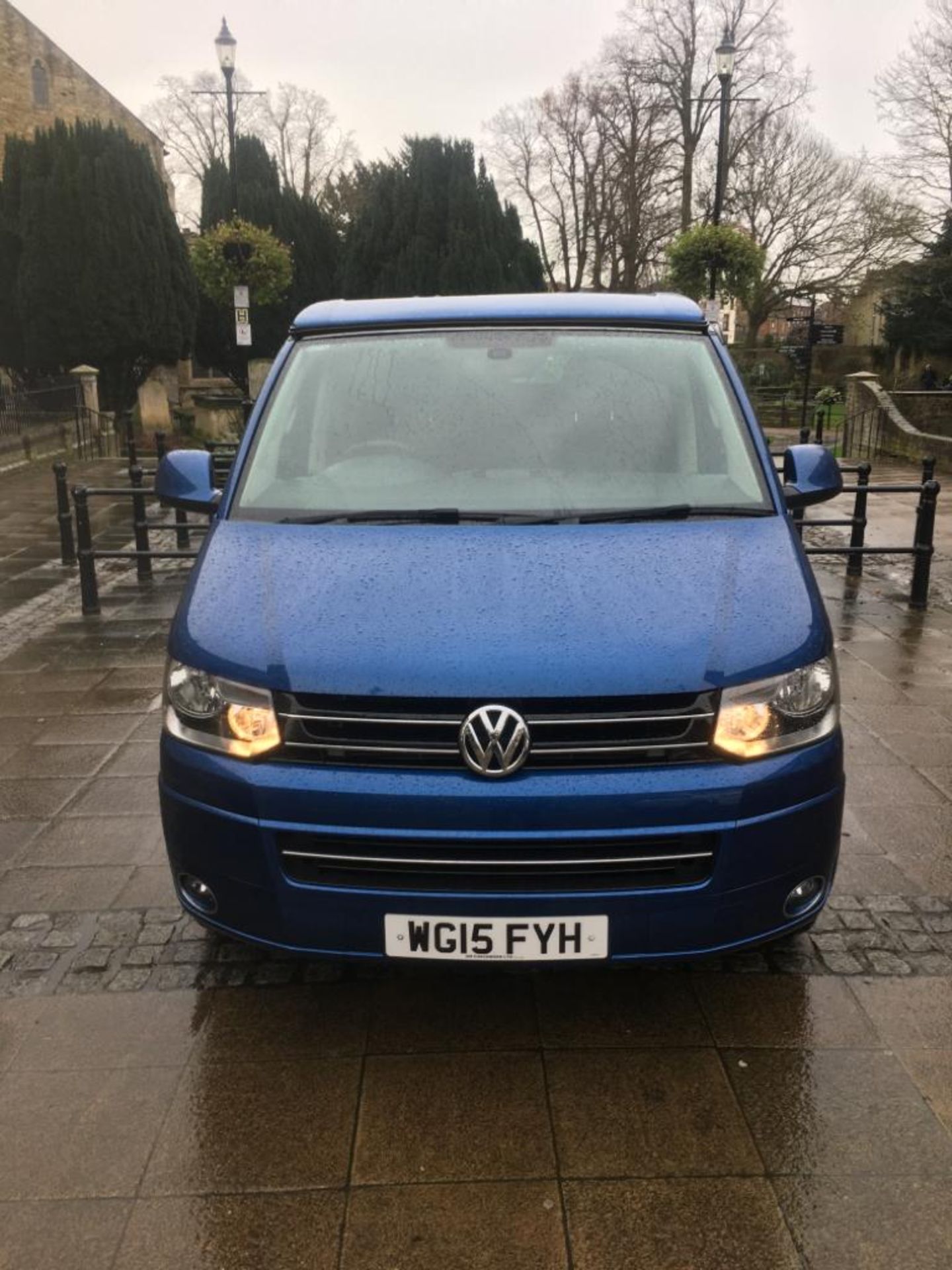 2015 VOLKSWAGEN CAMPERVAN DISABLED ACCESS (WAV) & PANORAMIC MODEL BY GM COACHES DEVON *POP TOP ROOF* - Image 12 of 54