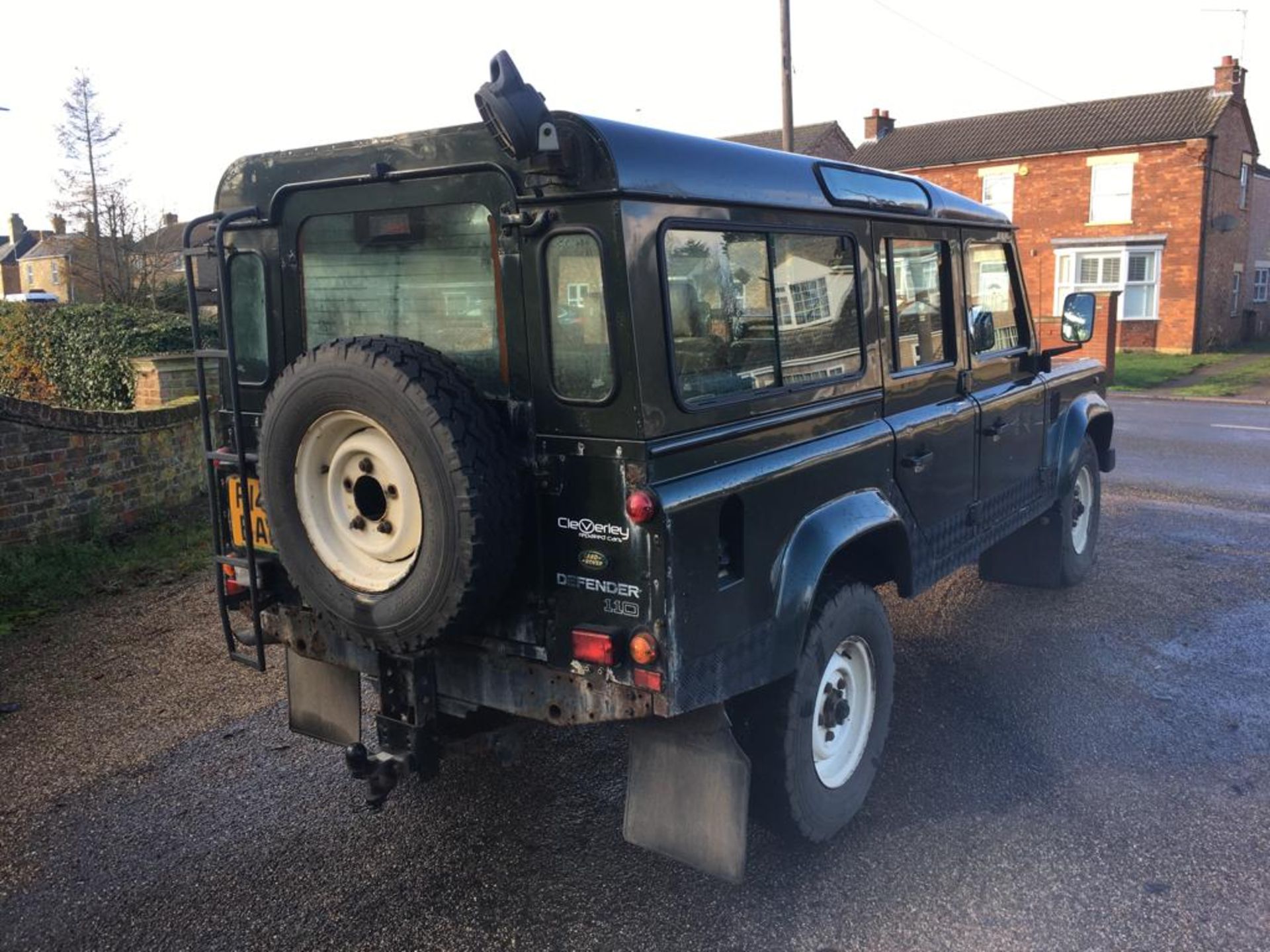 1998 LAND ROVER 110 DEFENDER COUNTY 2.5 SWTDI **22 SERVICE STAMPS** - Image 4 of 25