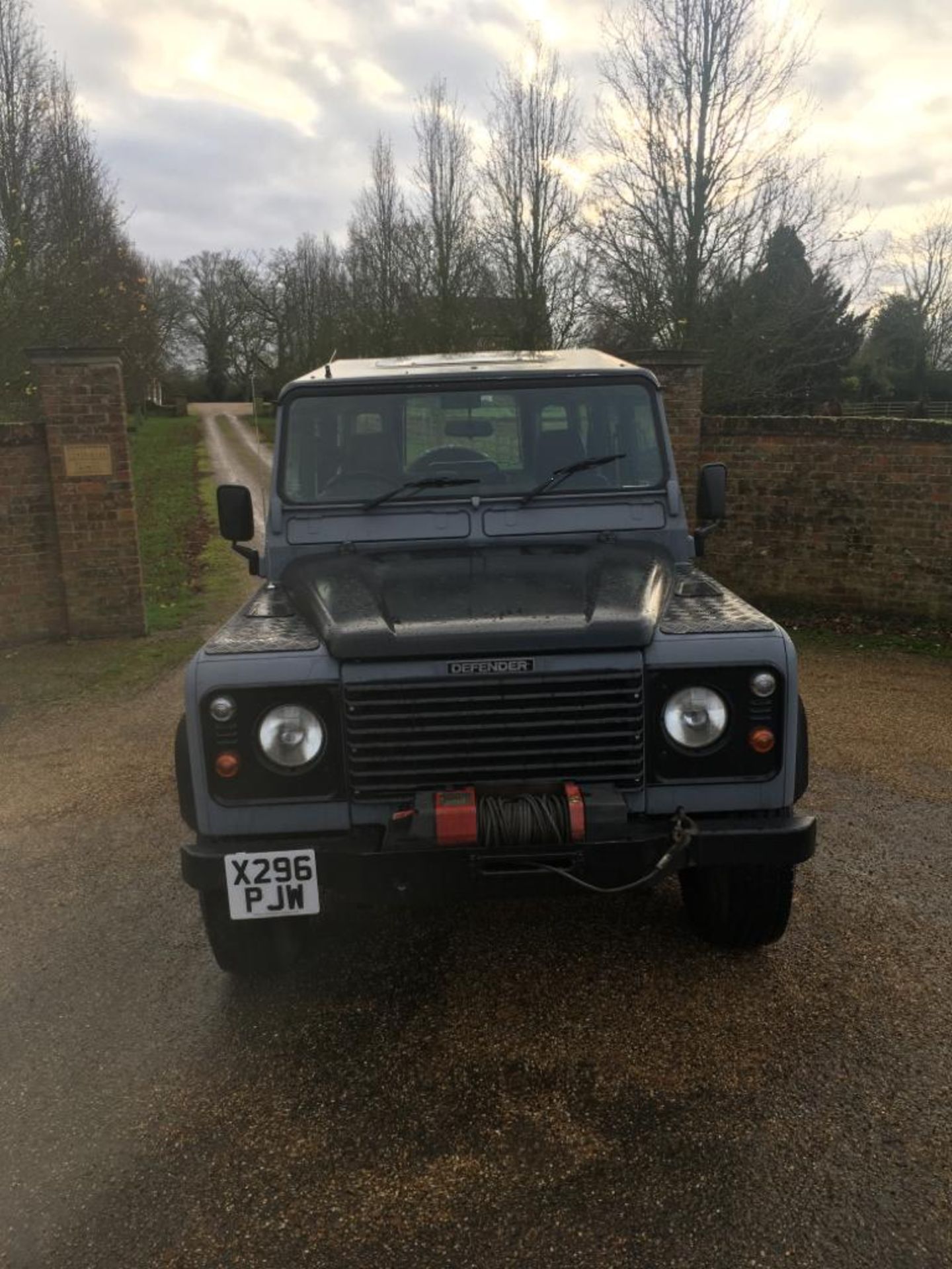 2001 LAND ROVER DEFENDER 110 - Image 2 of 25