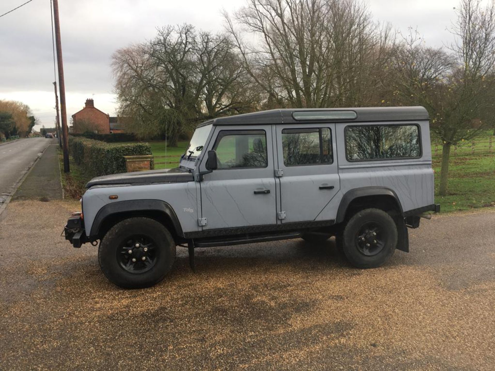 2001 LAND ROVER DEFENDER 110 - Image 9 of 25