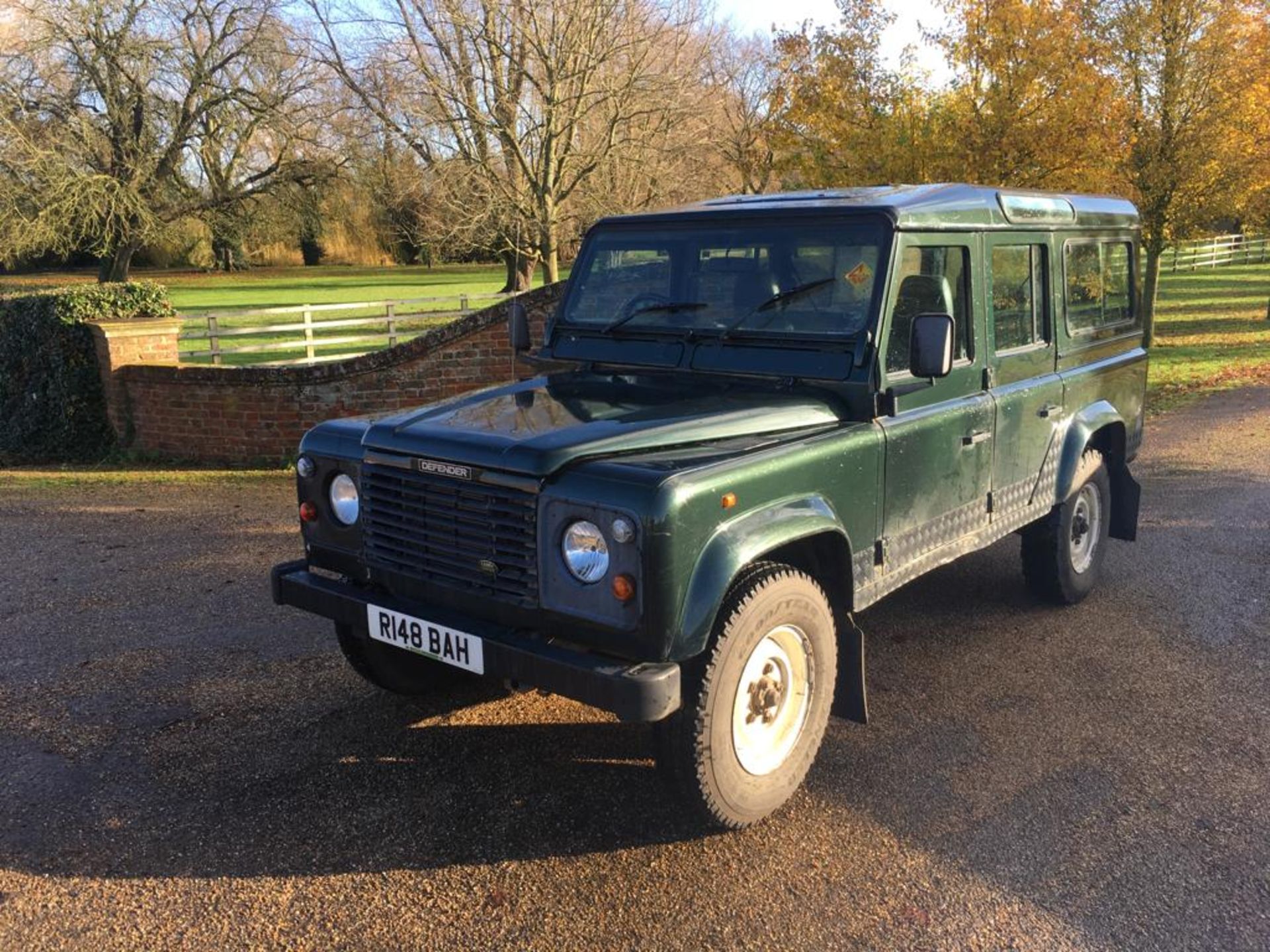 1998 LAND ROVER 110 DEFENDER COUNTY 2.5 SWTDI **22 SERVICE STAMPS**