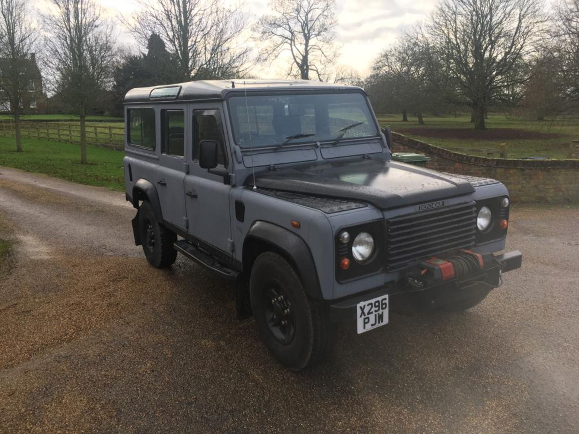 2001 LAND ROVER DEFENDER 110 - Image 3 of 25