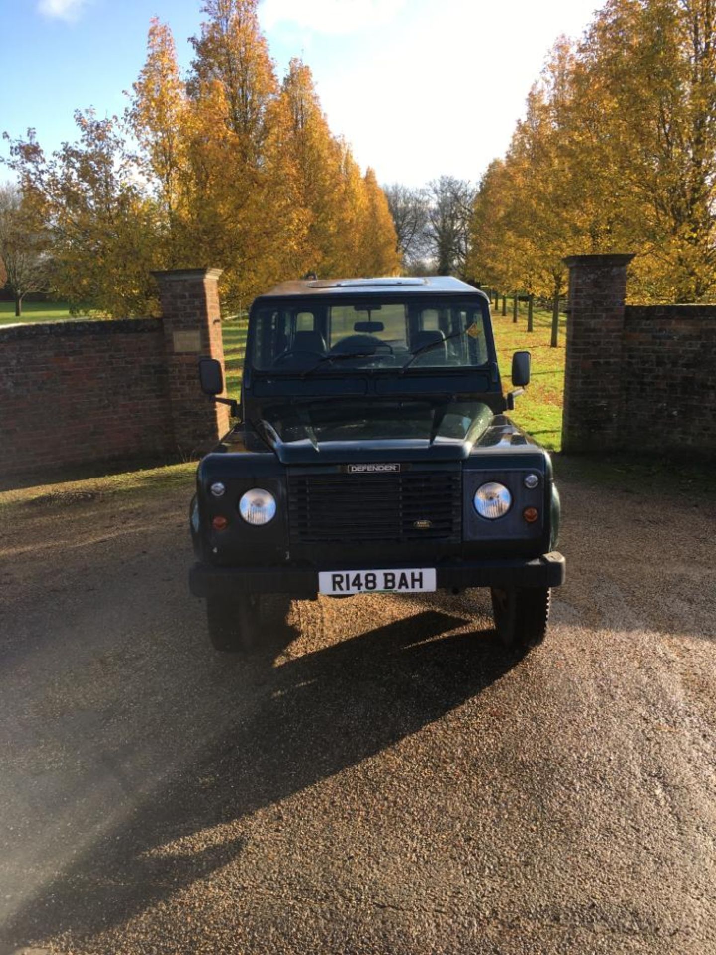 1998 LAND ROVER 110 DEFENDER COUNTY 2.5 SWTDI **22 SERVICE STAMPS** - Image 3 of 25