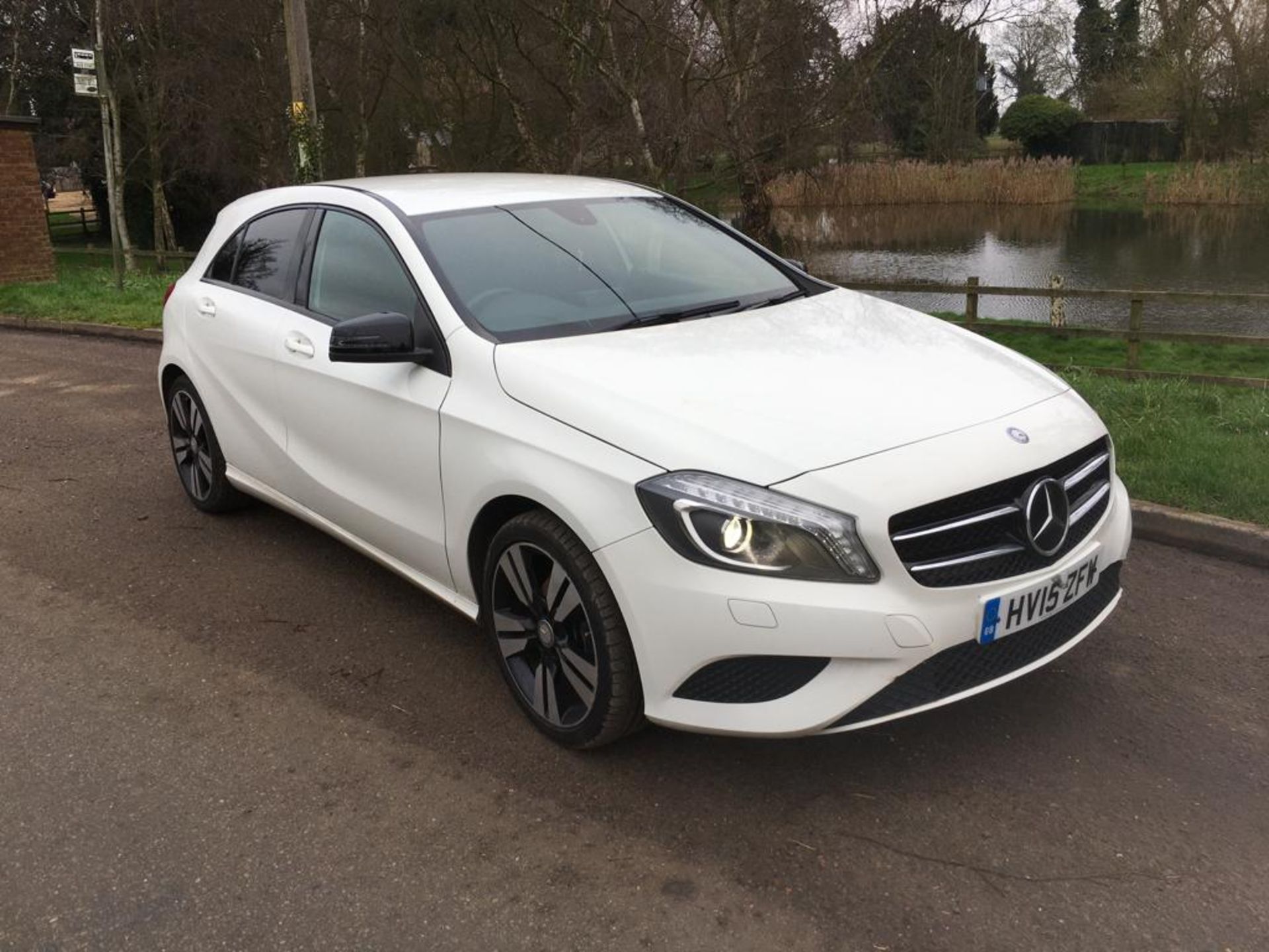 2015 MERCEDES BENZ A180 BLUEEFFICIENCY SPORT CDI