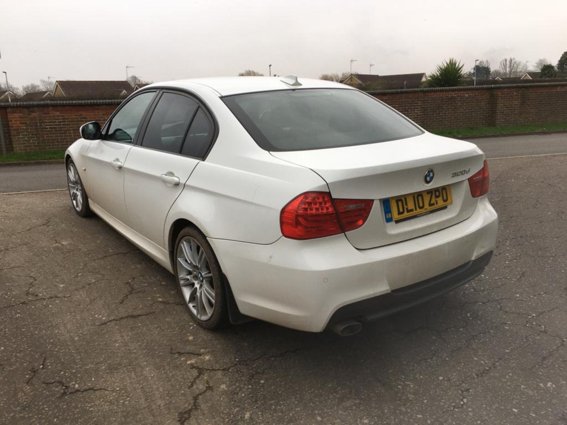 2010 BMW 320D M SPORT SALOON AUTOMATIC - Image 3 of 15