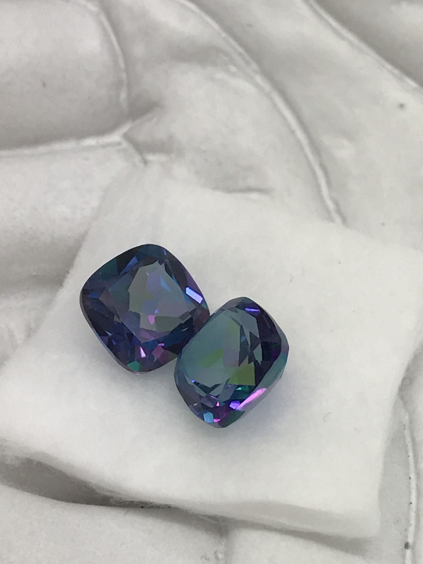 8.56CT AURORA BLUE TOPAZ - Image 3 of 3