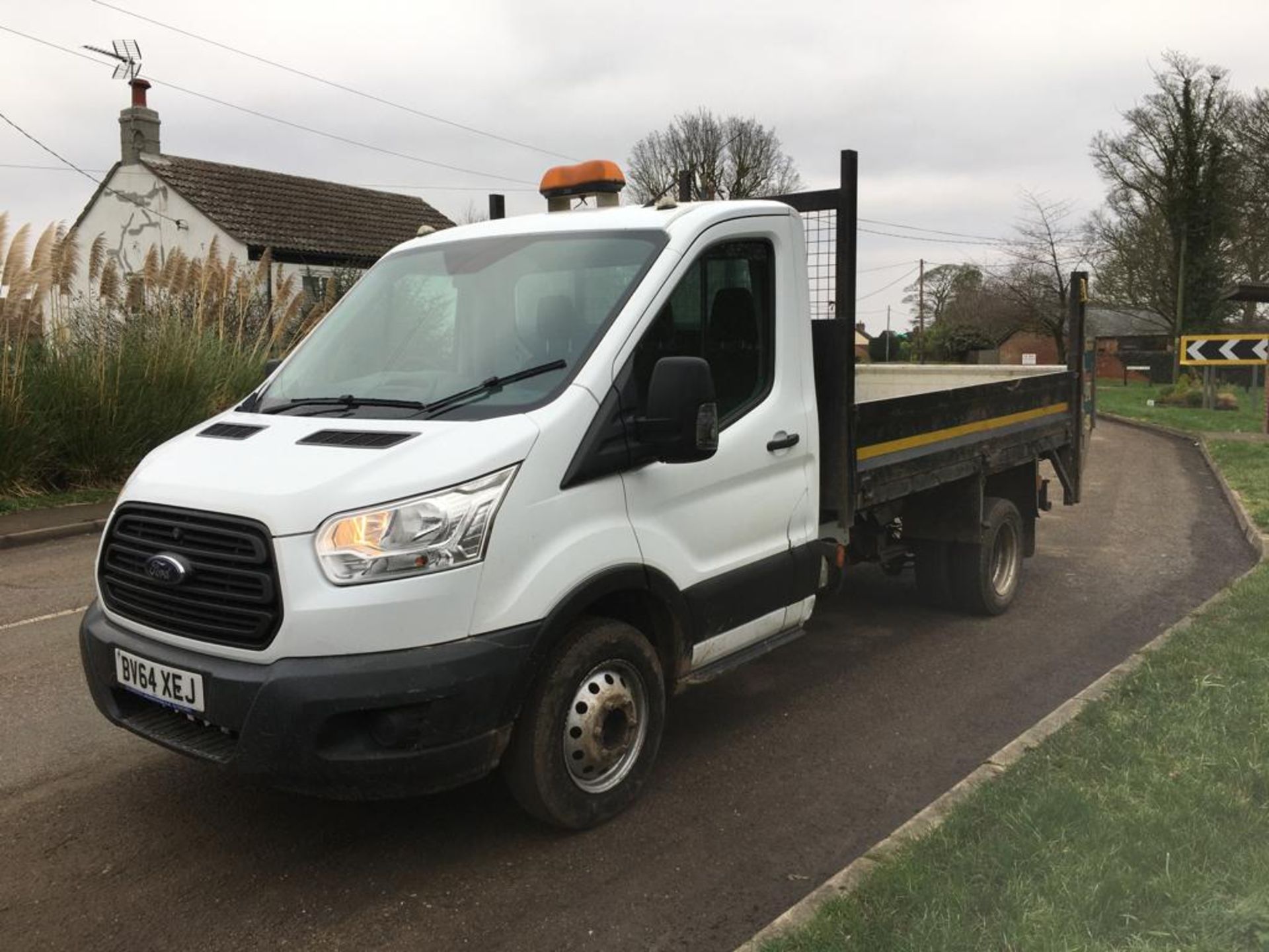 2014 FORD TRANSIT 350 TIPPER - Image 5 of 25