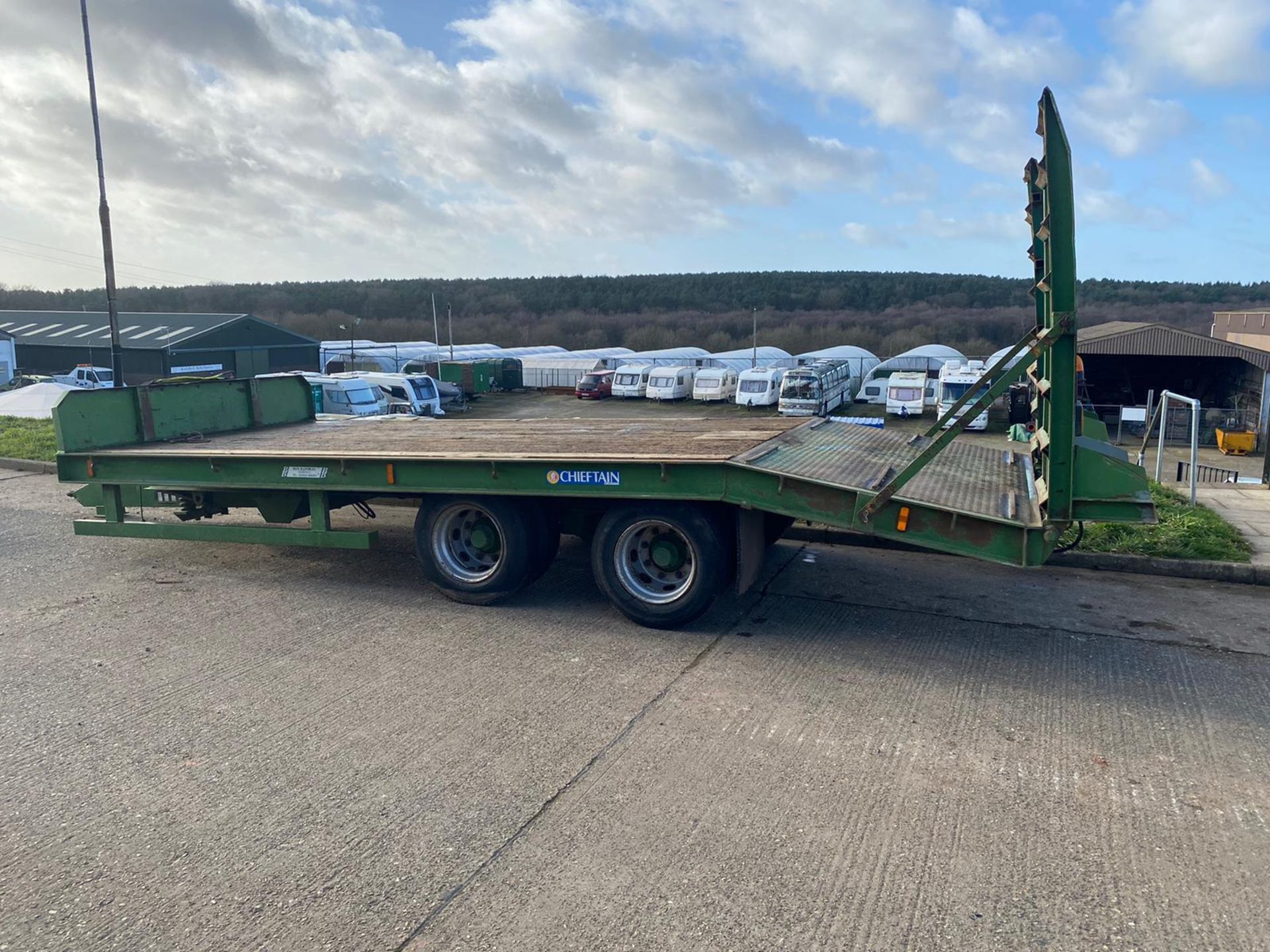 2006 CHIEFTAIN LOWLOADER 20 FT LONG 19000KG GROSS - Image 2 of 5