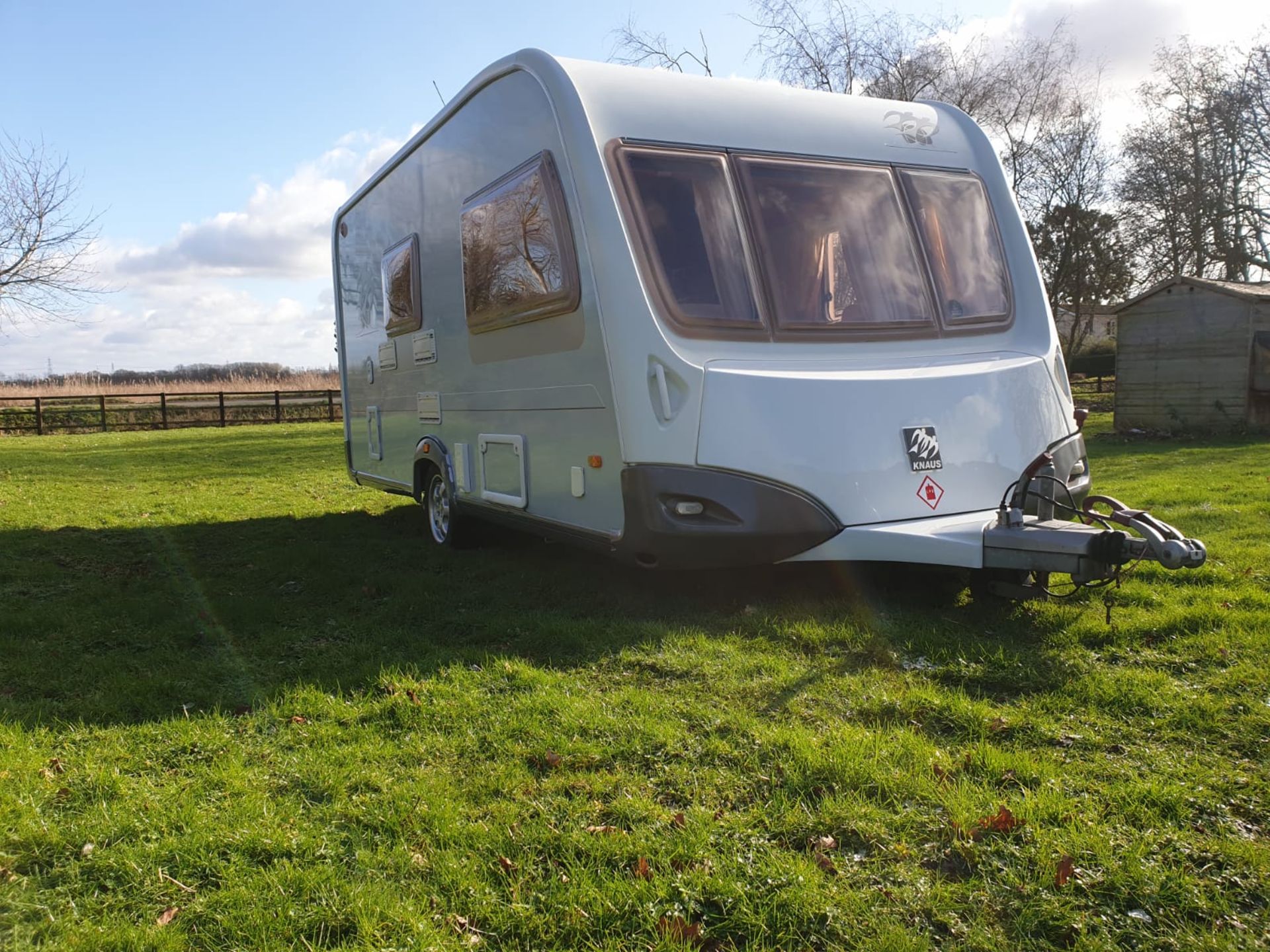 2005 KNAUS STARCLASS CARAVAN 2 BERTH