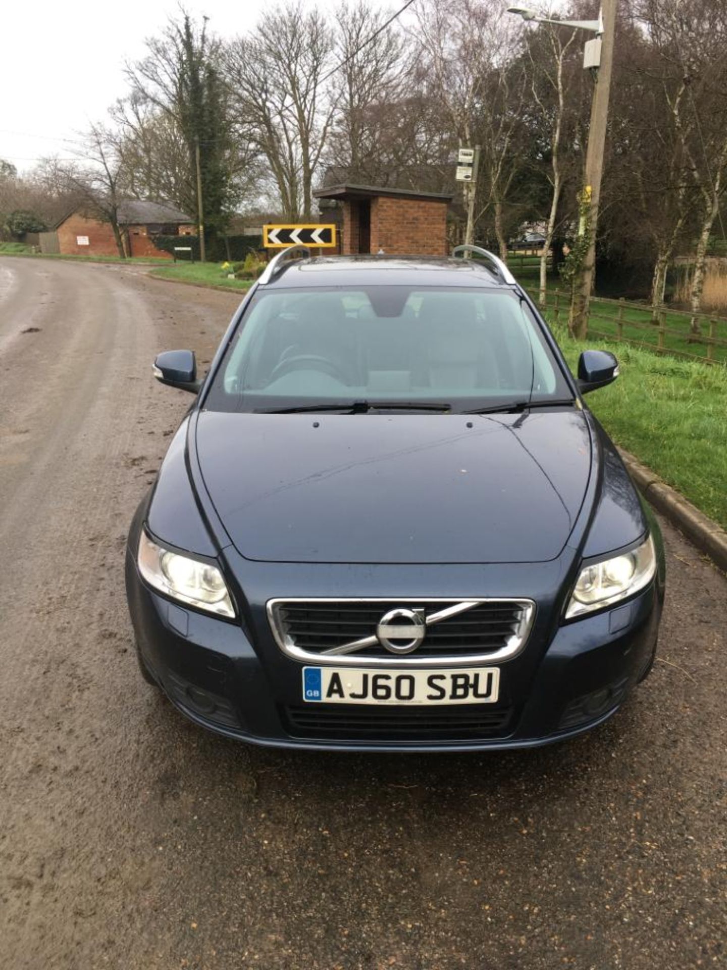 2011 VOLVO V50 SE LUX DRIVE START/STOP - Image 2 of 19