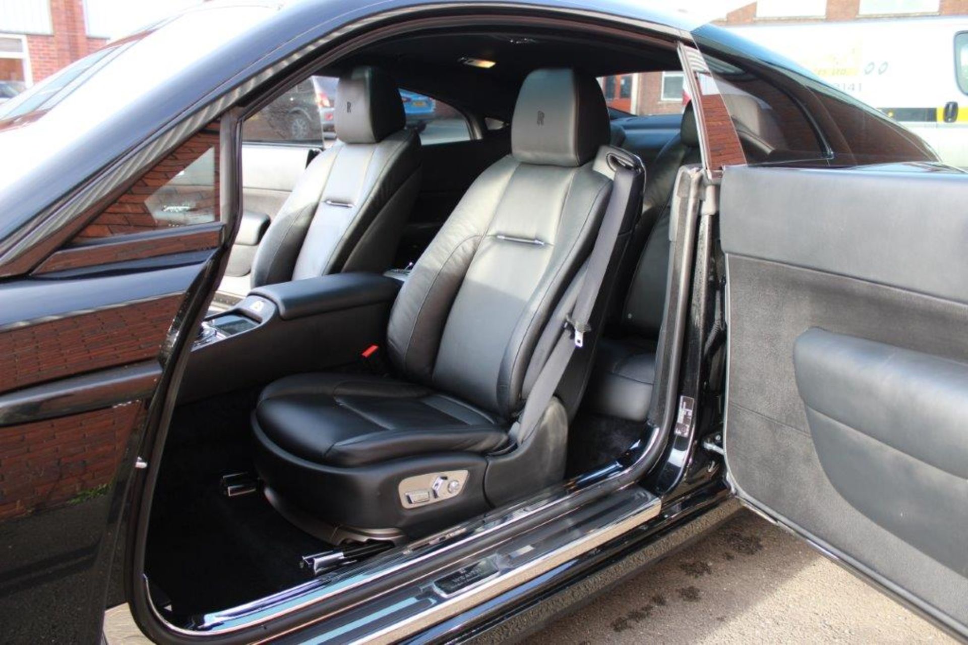 2014 ROLLS-ROYCE WRAITH 6.6L V12 AUTO 2DR EU5 - Image 5 of 29