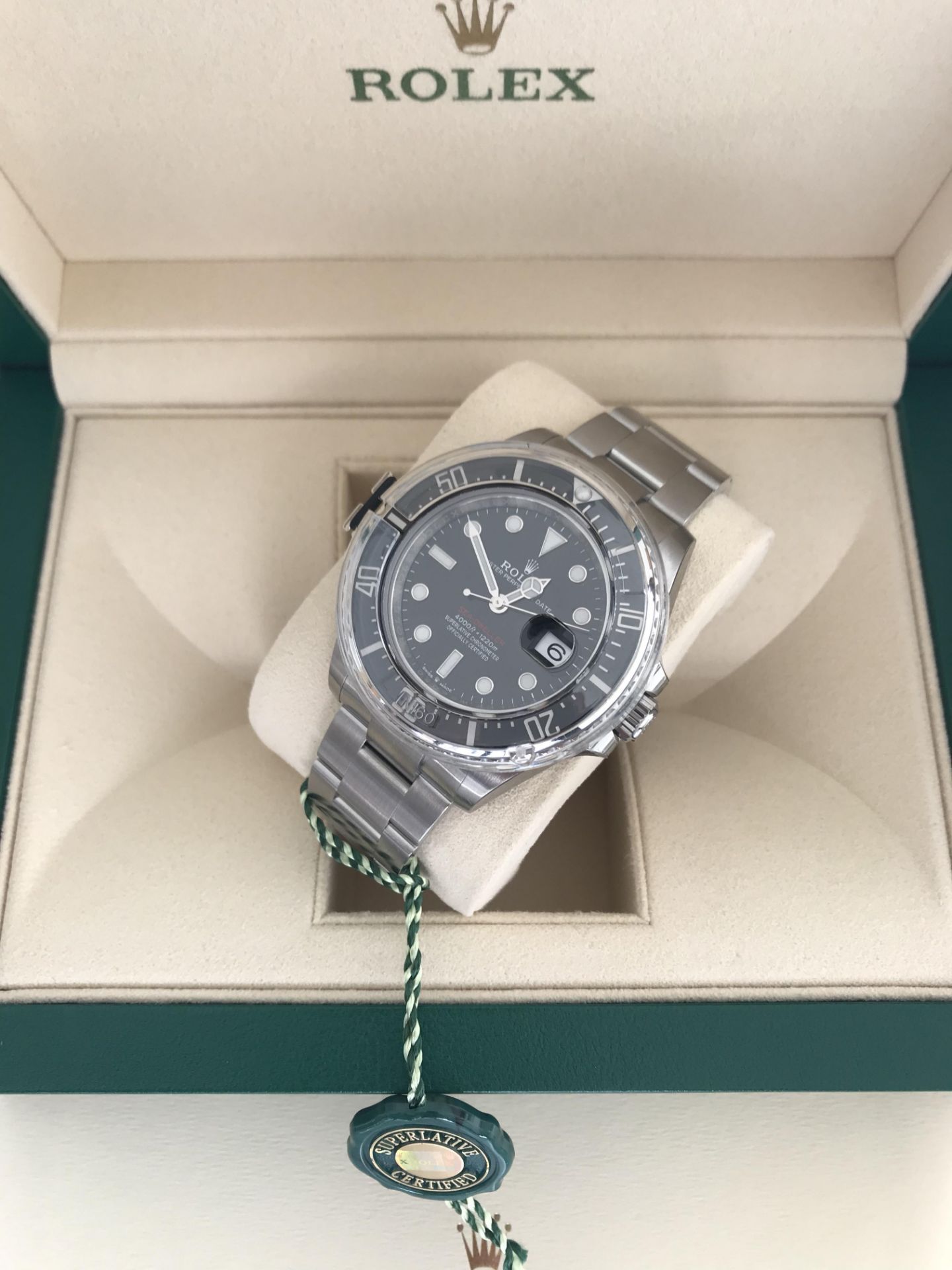 2020 ROLEX SEA-DWELLER 43 MM OYSTER STEEL WATCH 126600 50TH ANNIVERSARY - Image 4 of 15