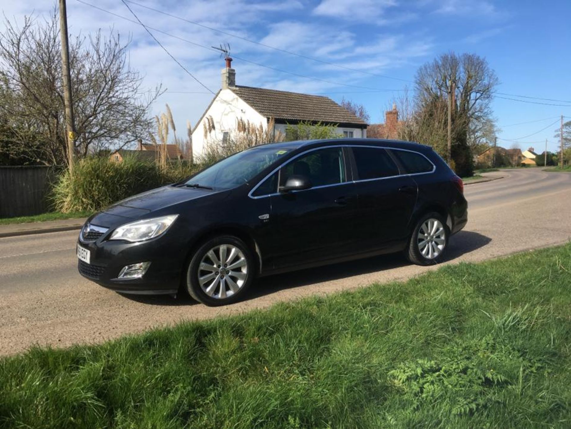 2011 VAUXHALL ASTRA SE AUTO ESTATE - Image 8 of 18