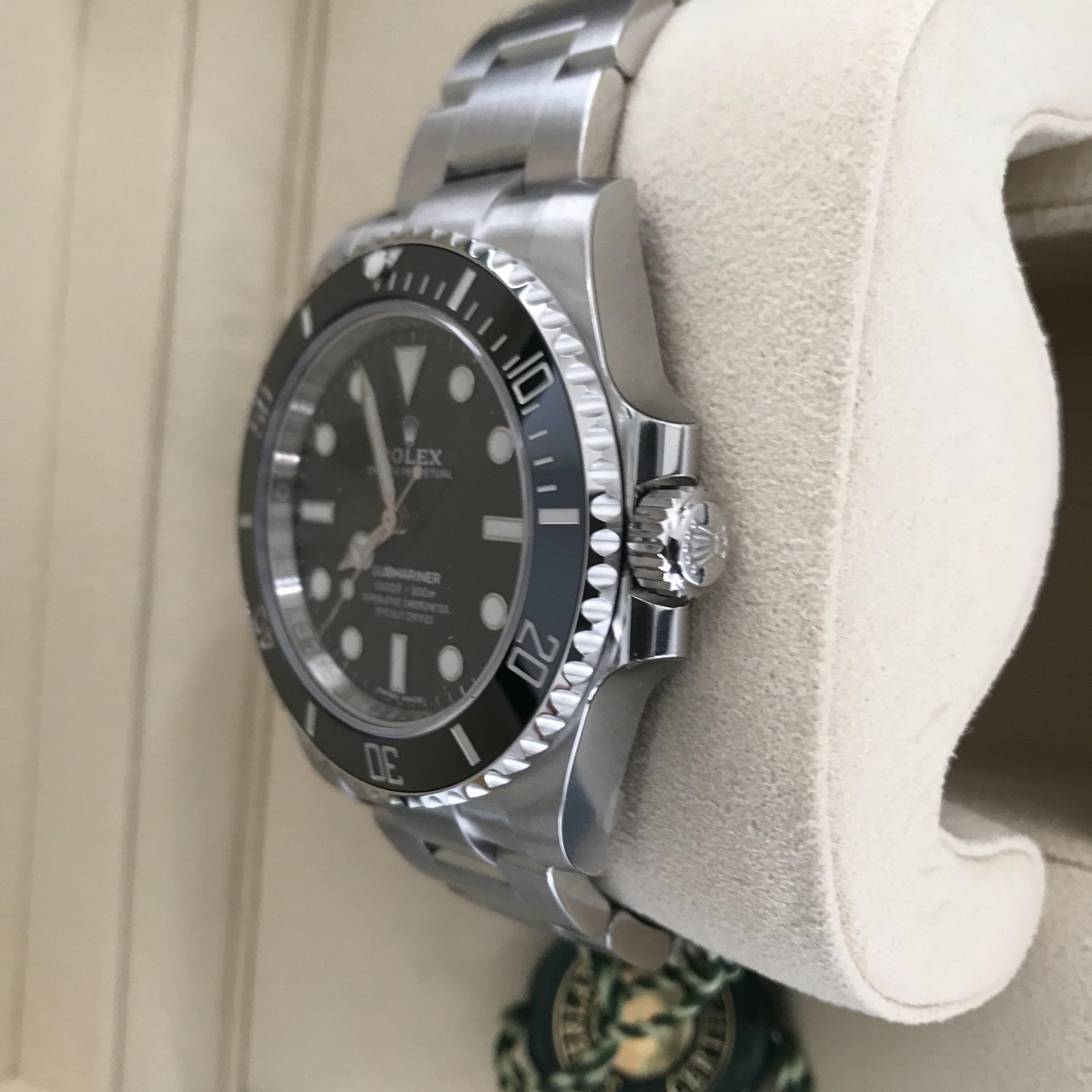 2020 ROLEX SUBMARINER OYSTER STEEL 40 MM WATCH 114060 - Image 12 of 15